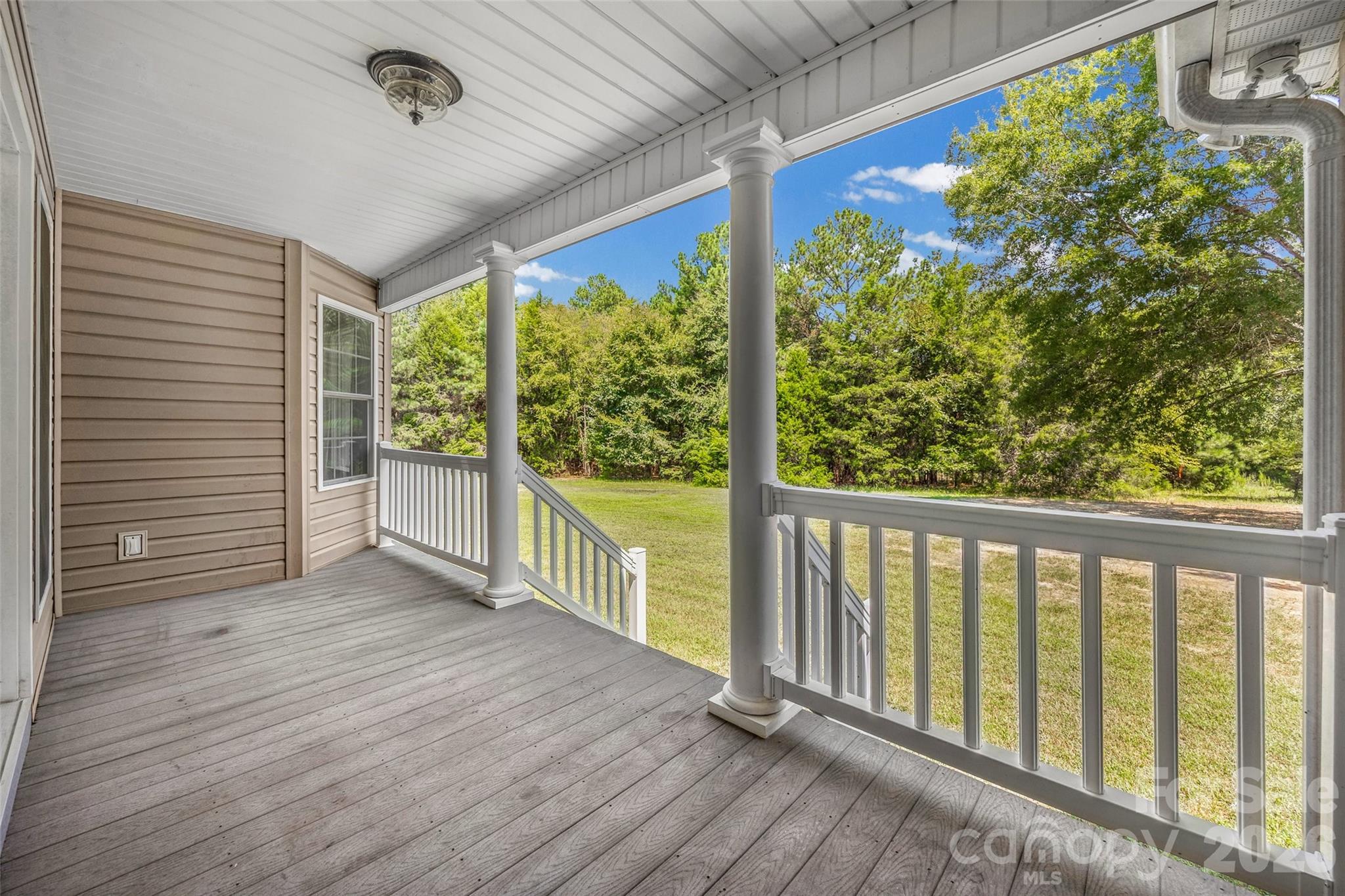 2229 Starnes Road — Edgemoor