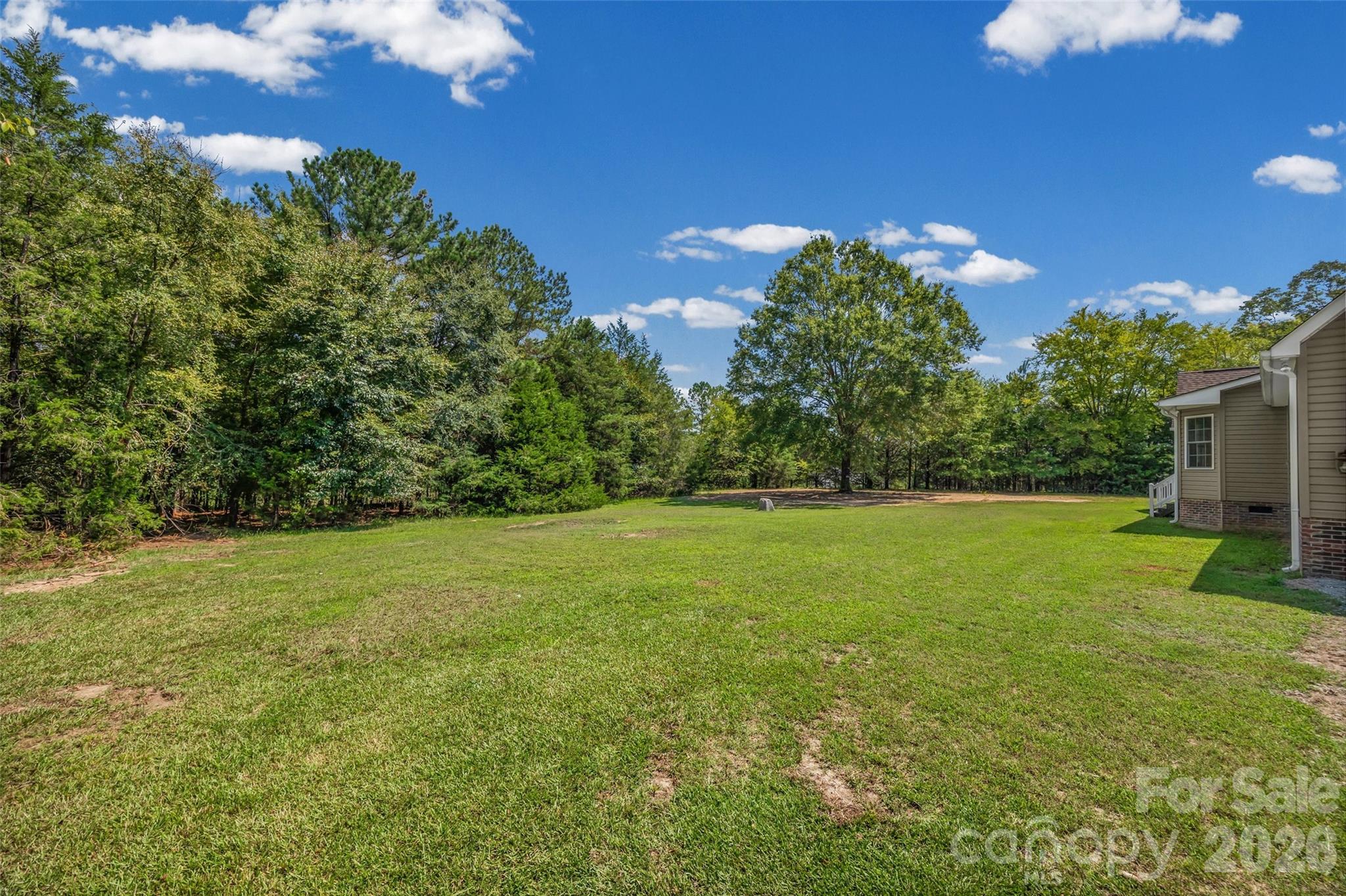 2229 Starnes Road — Edgemoor