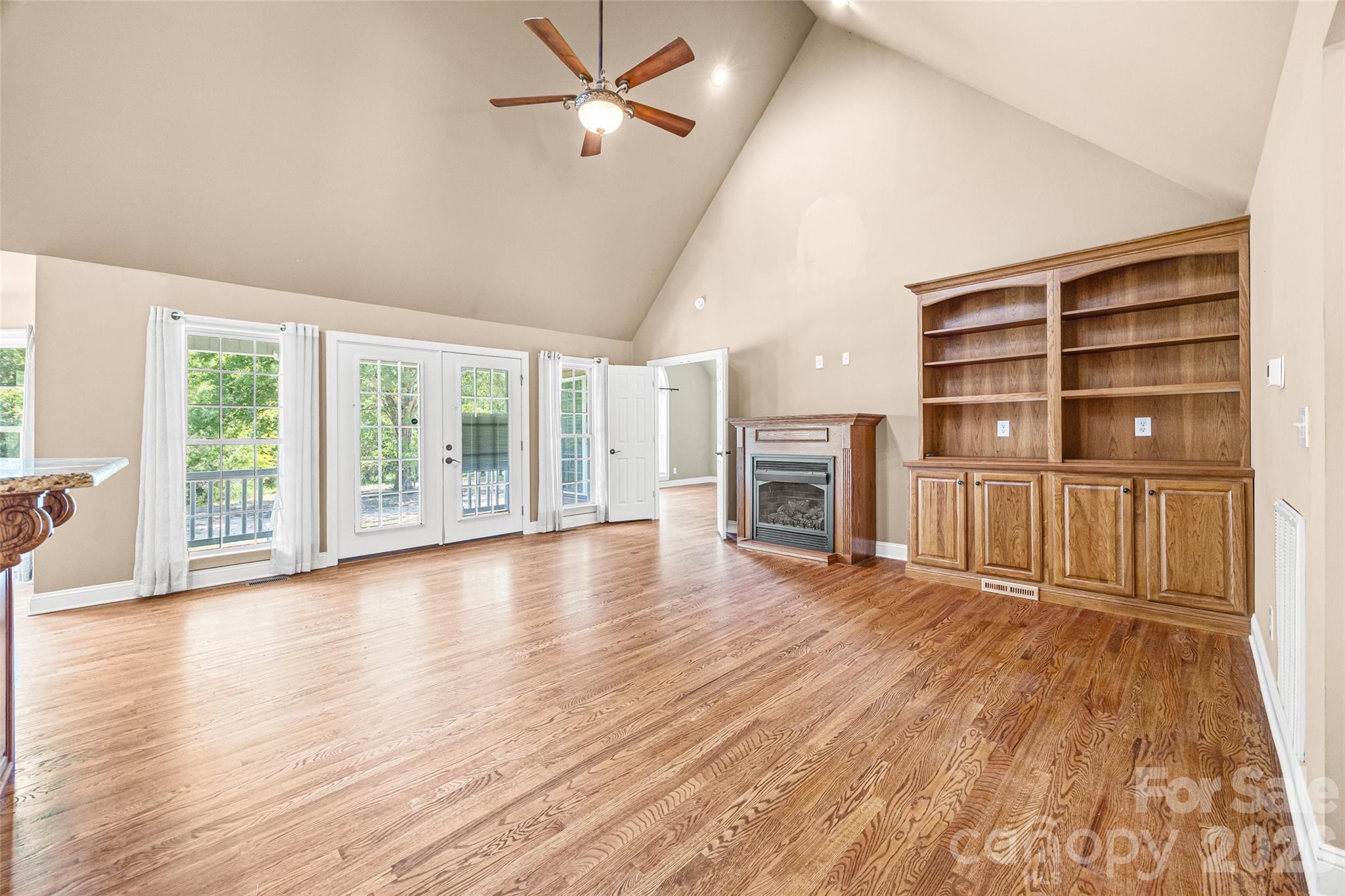 2229 Starnes Road — Edgemoor