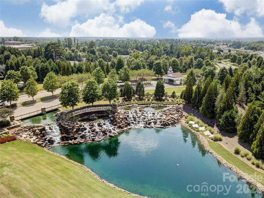 2059 Moultrie Court — Fort Mill