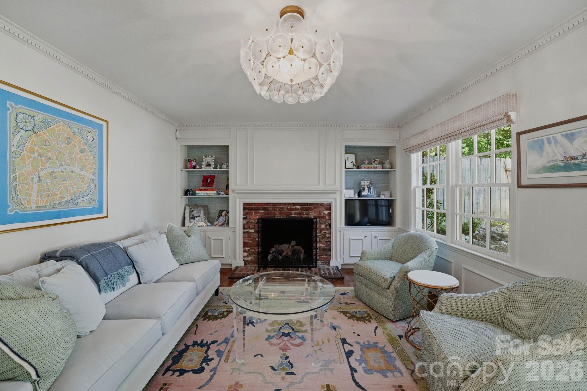 3901 Severn Avenue — Charlotte