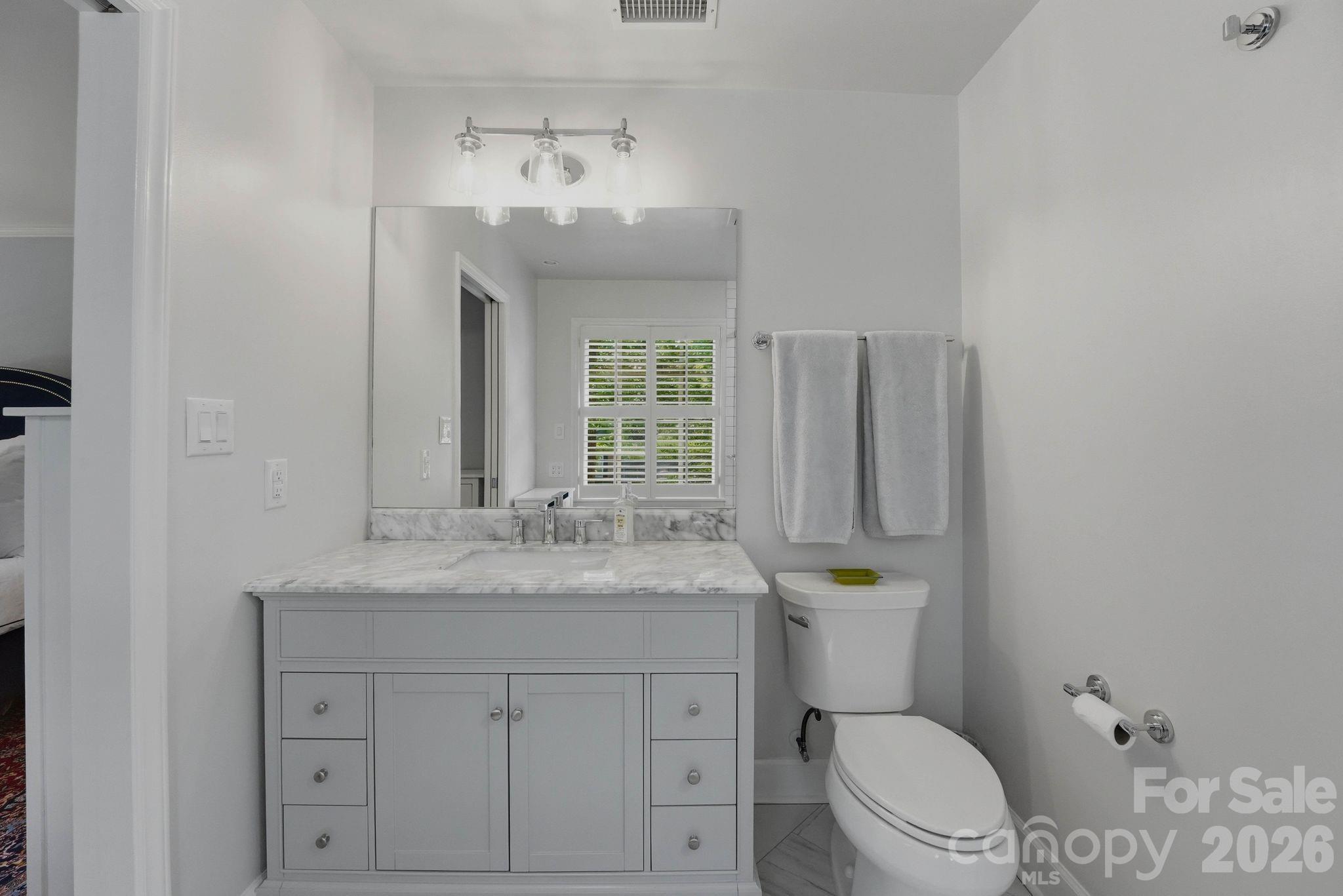 3901 Severn Avenue — Charlotte