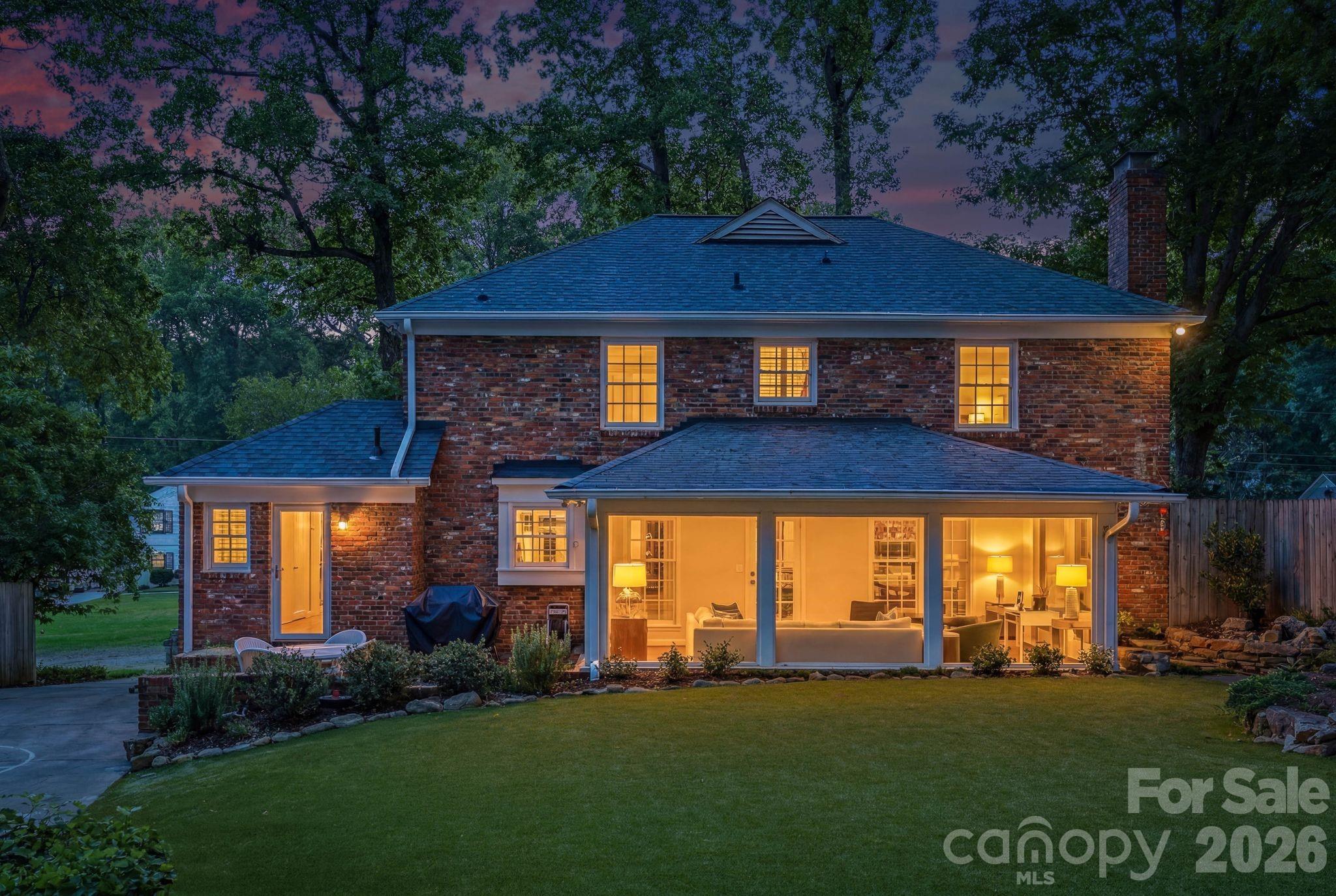 3901 Severn Avenue — Charlotte