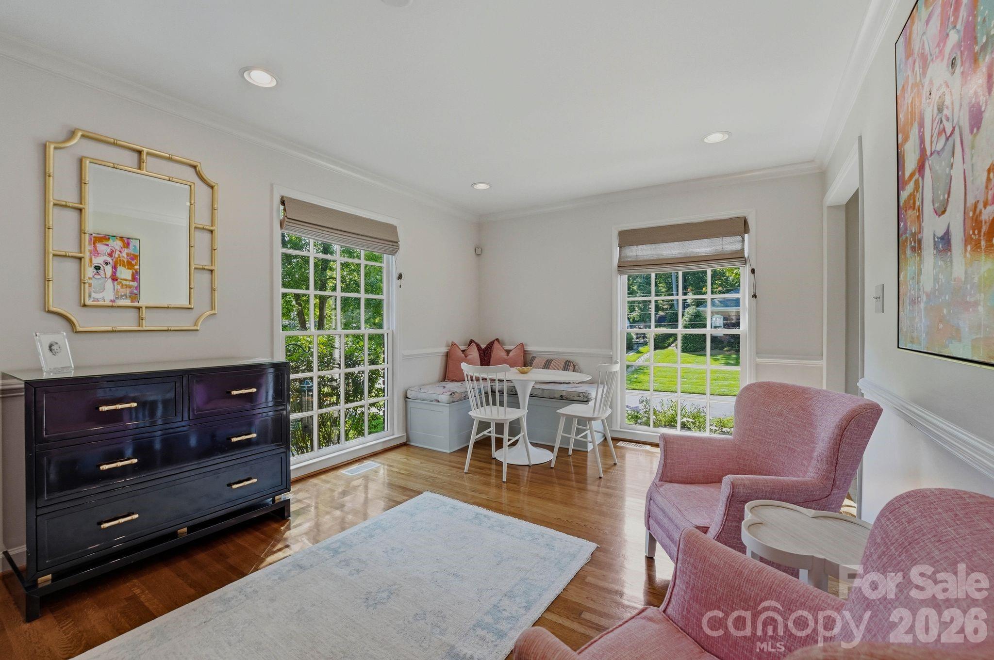3901 Severn Avenue — Charlotte