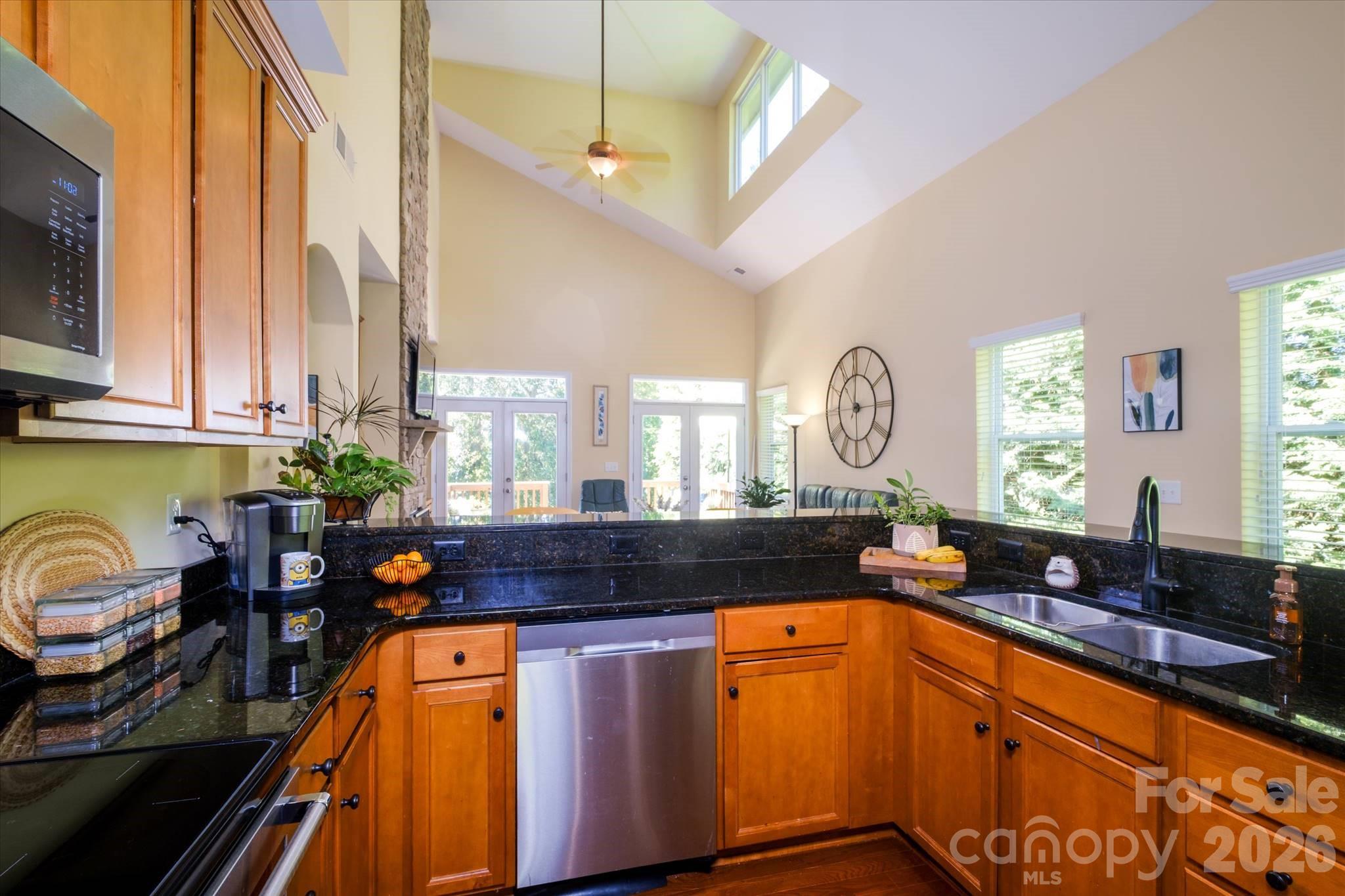 4004 La Crema Drive — Charlotte