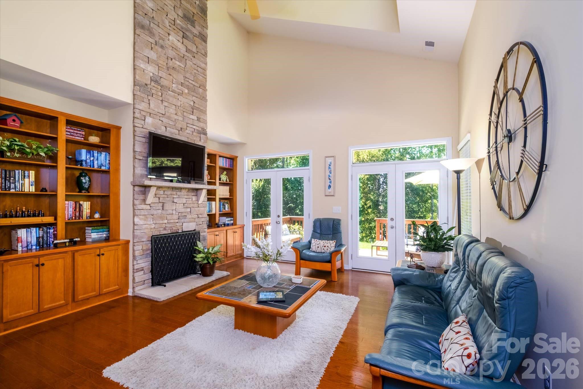 4004 La Crema Drive — Charlotte