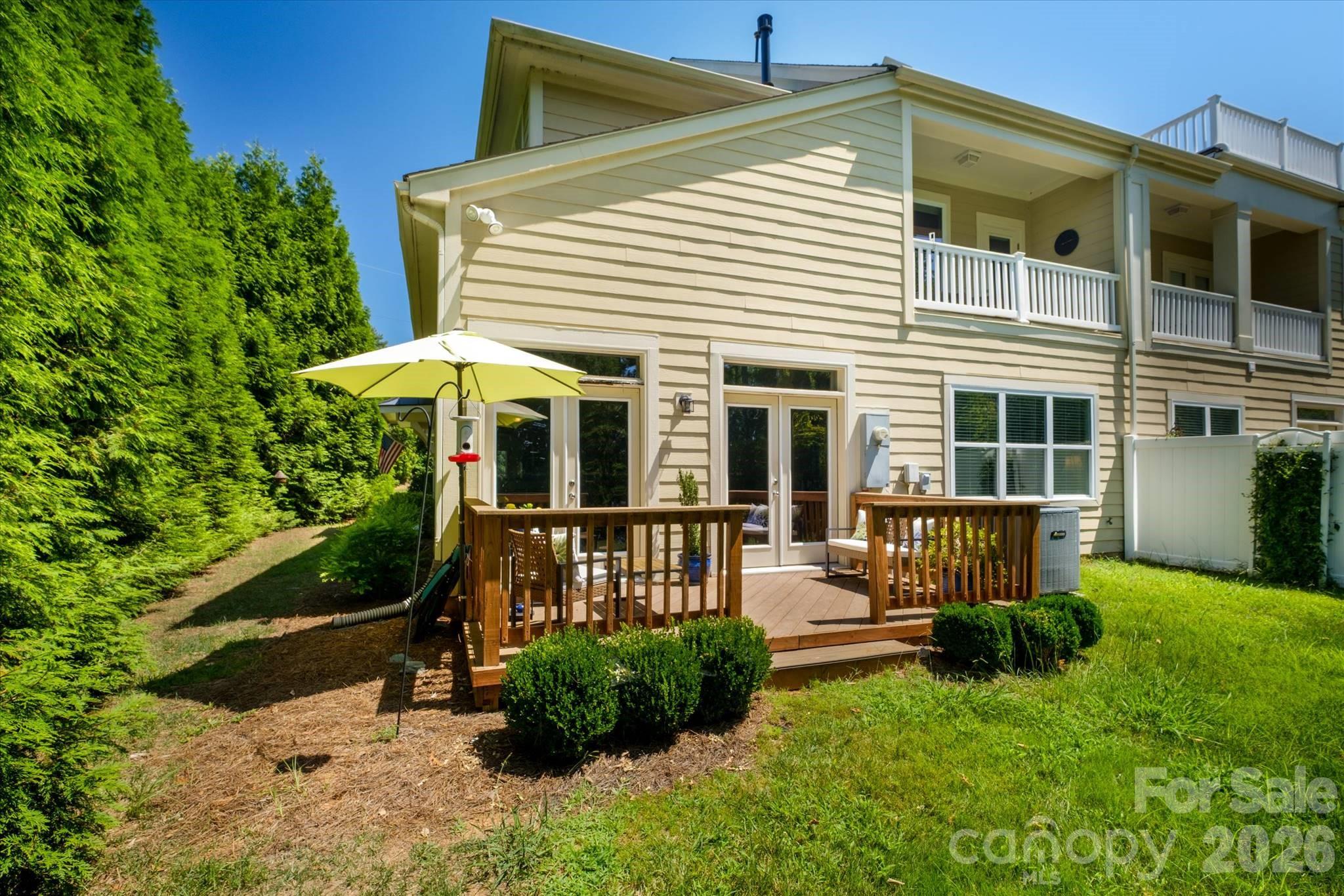 4004 La Crema Drive — Charlotte