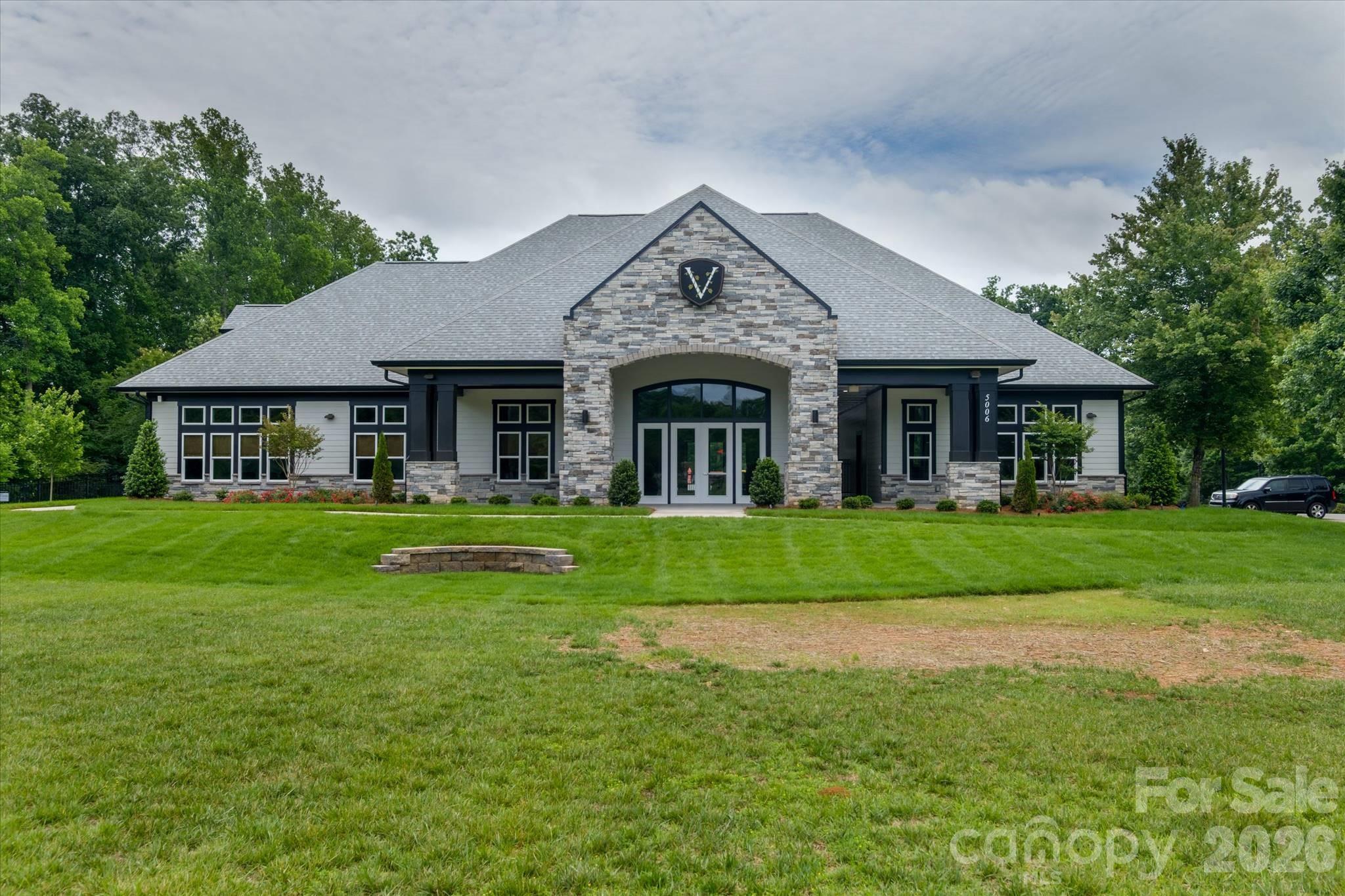 4004 La Crema Drive — Charlotte