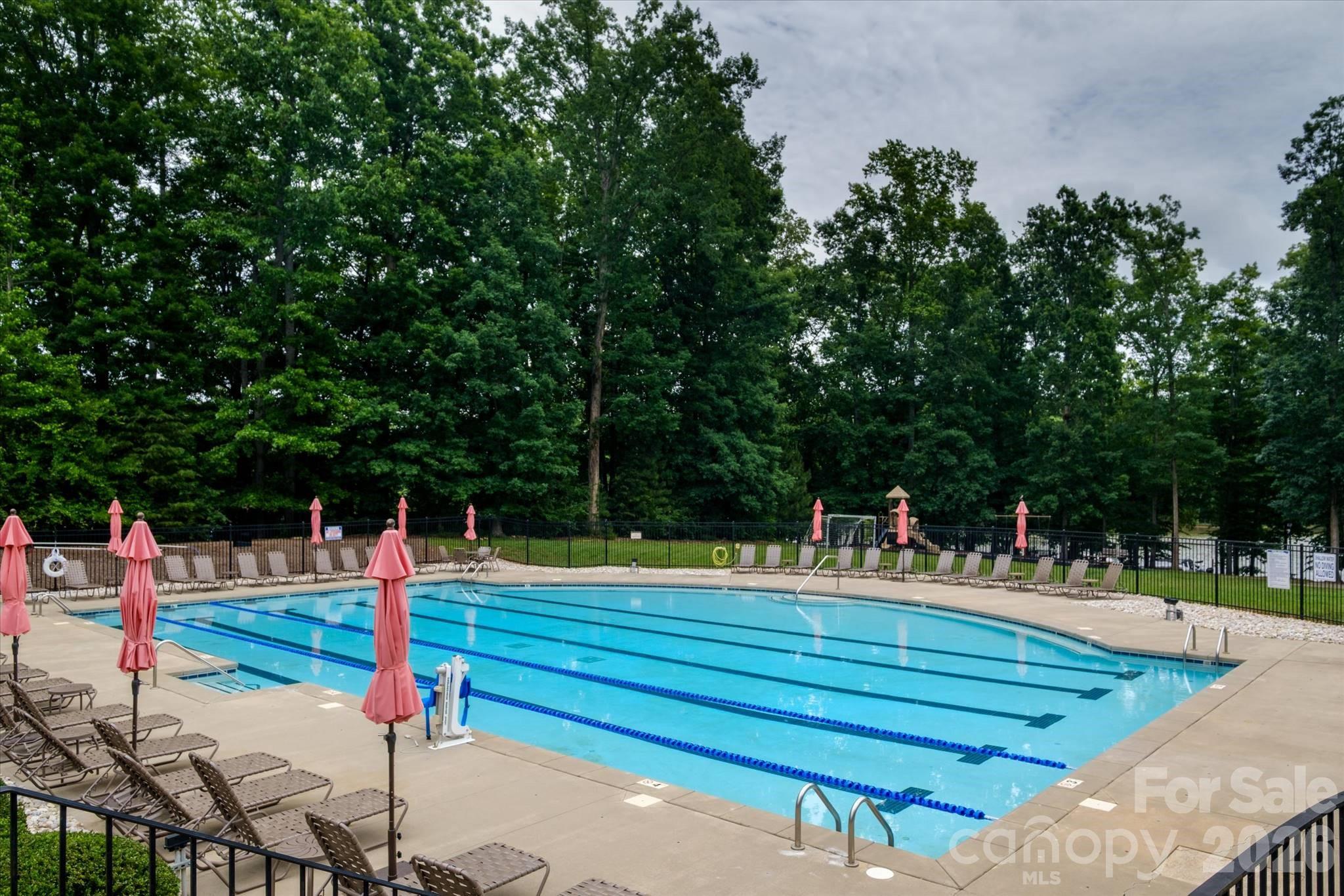 4004 La Crema Drive — Charlotte