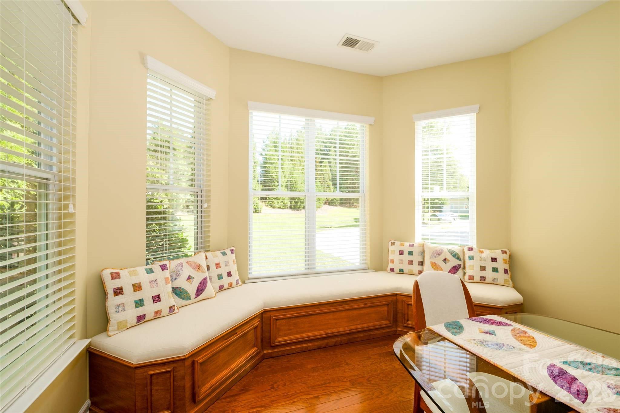4004 La Crema Drive — Charlotte