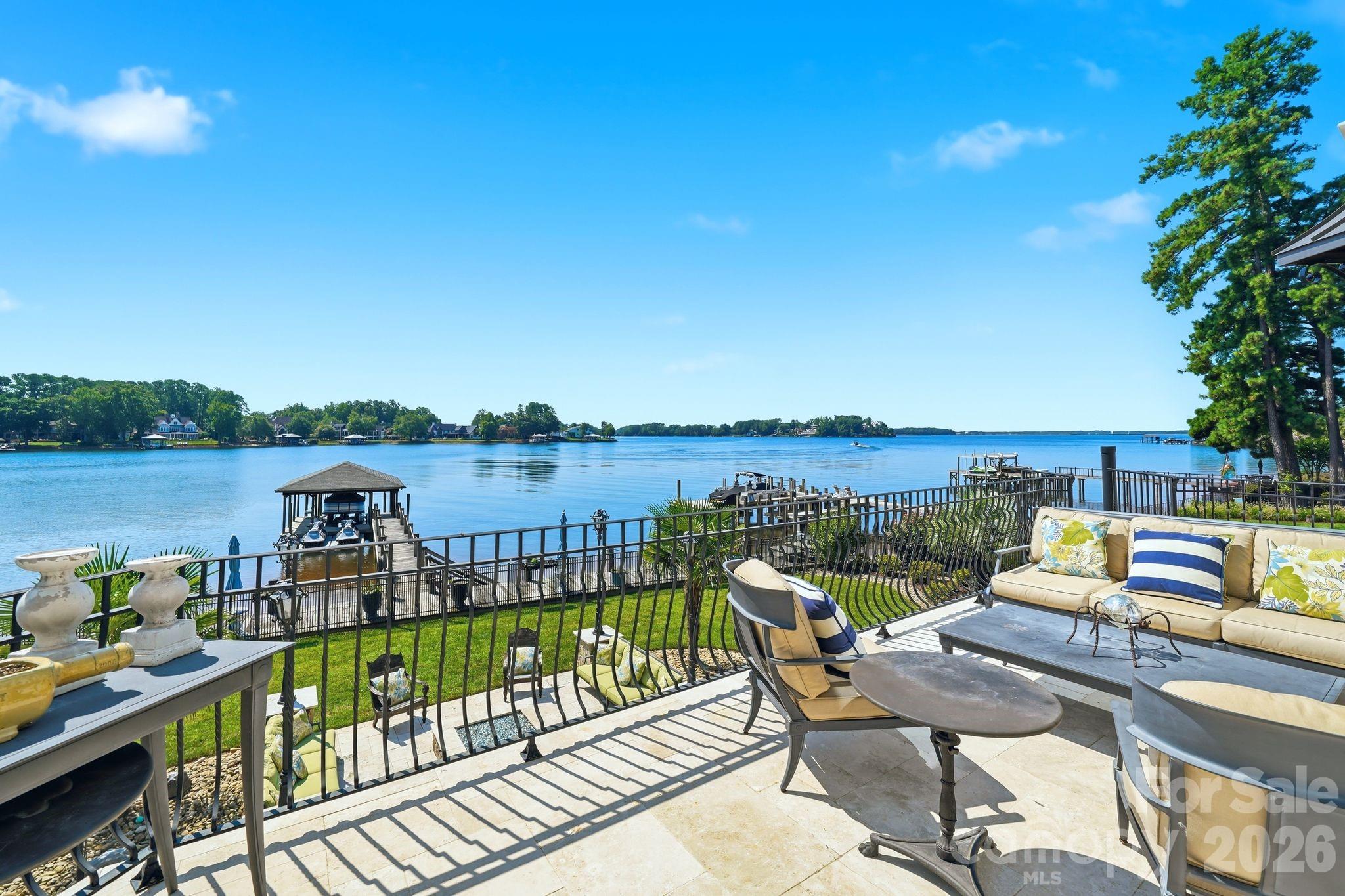 18332 Harbor Light Boulevard — Cornelius