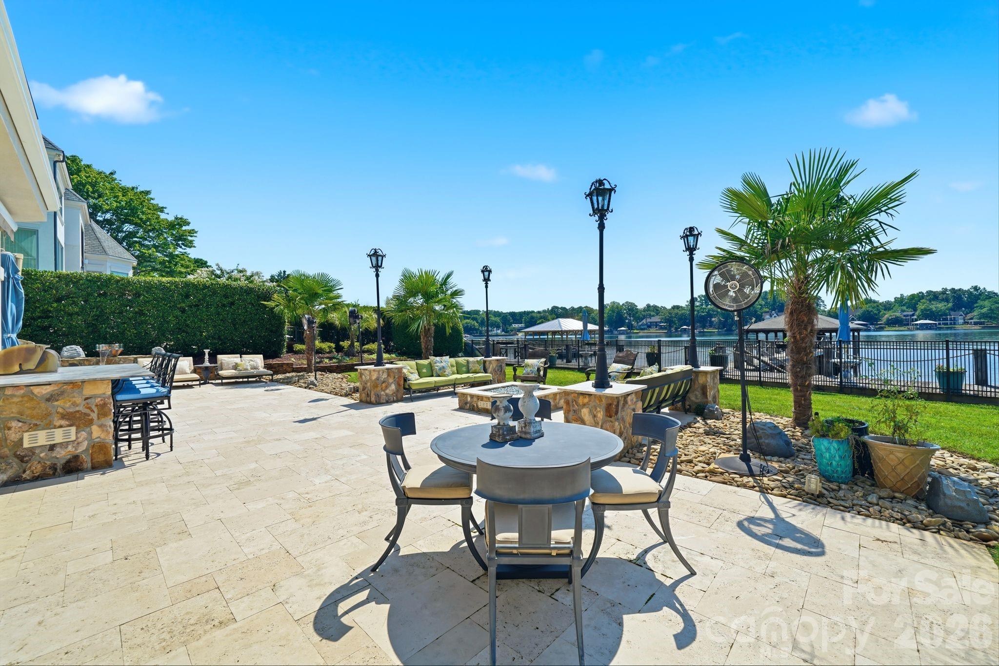 18332 Harbor Light Boulevard — Cornelius