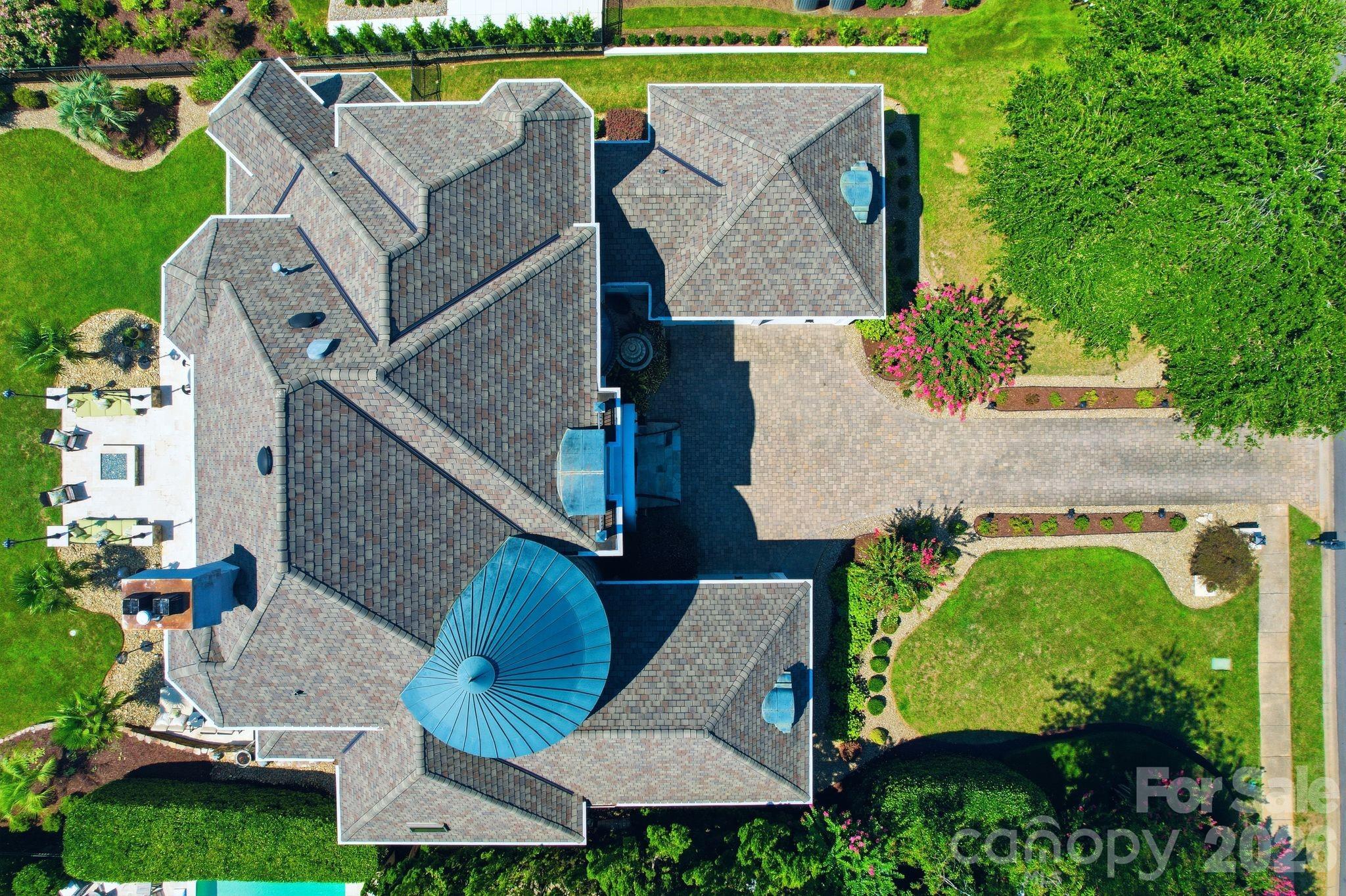 18332 Harbor Light Boulevard — Cornelius
