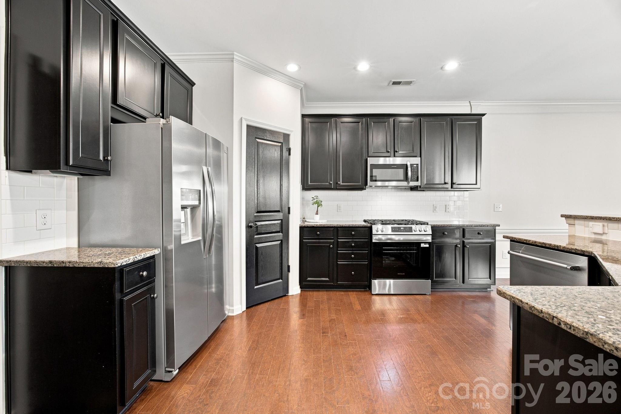 5842 Glassport Lane — Charlotte