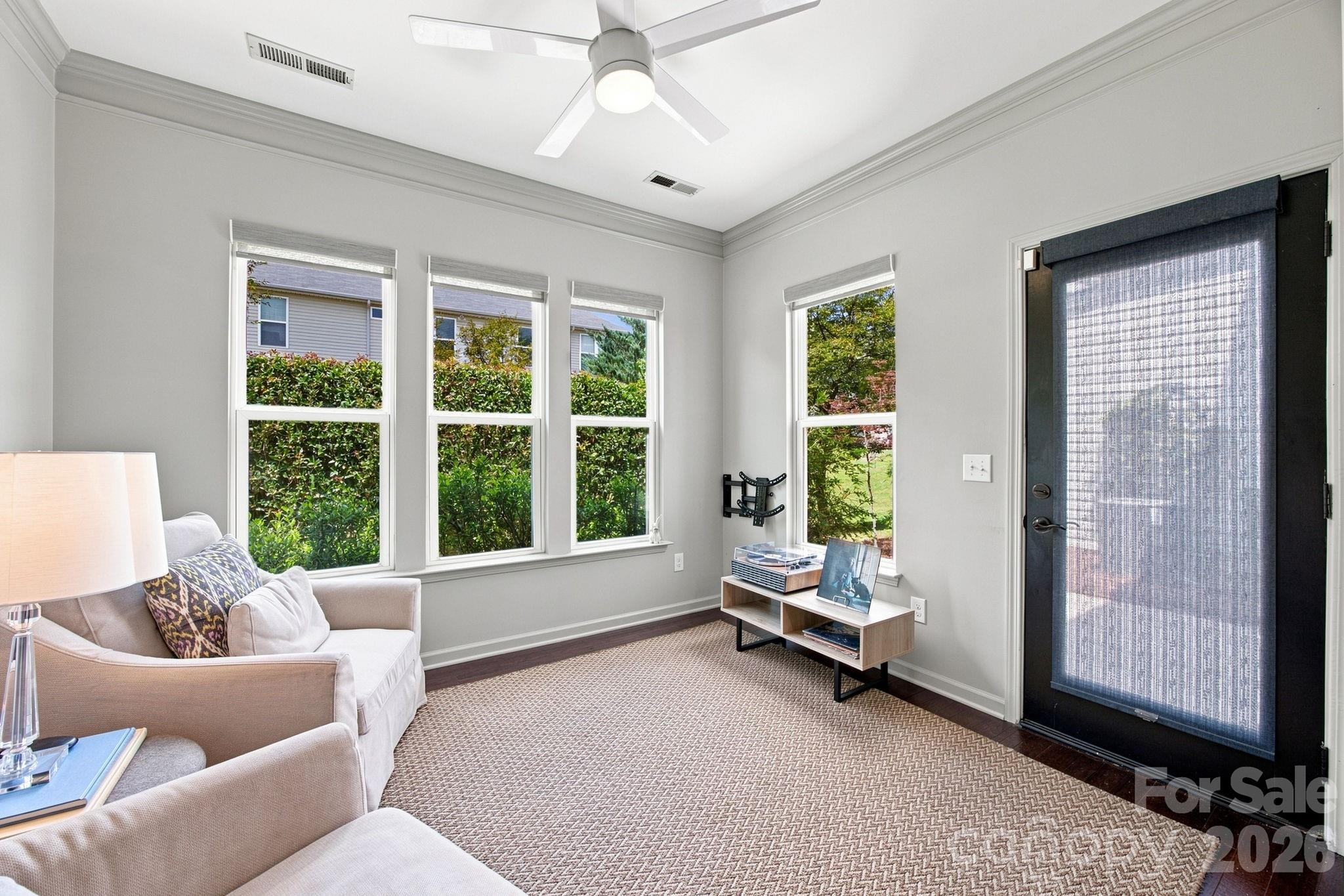 5842 Glassport Lane — Charlotte