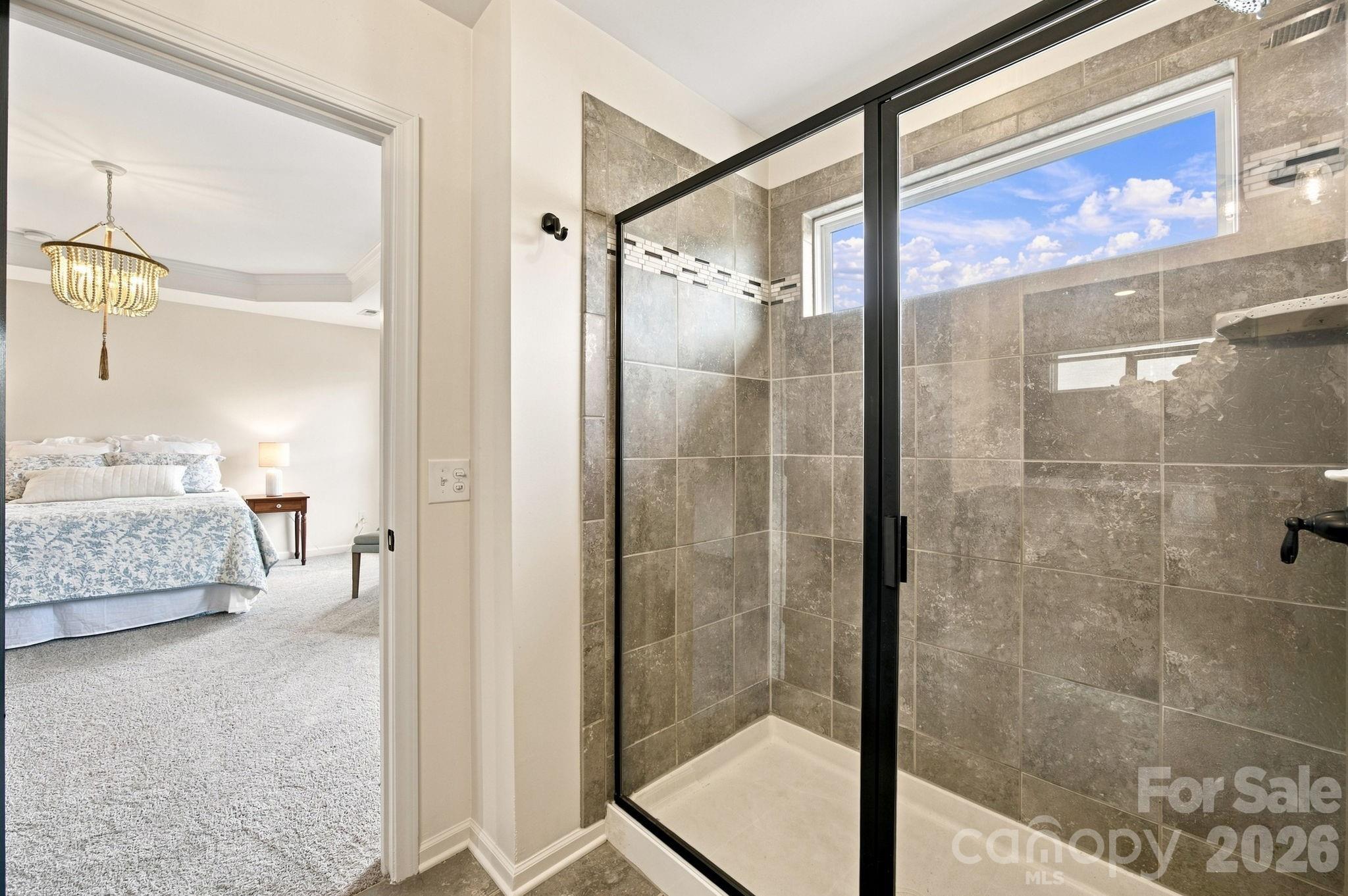 5842 Glassport Lane — Charlotte