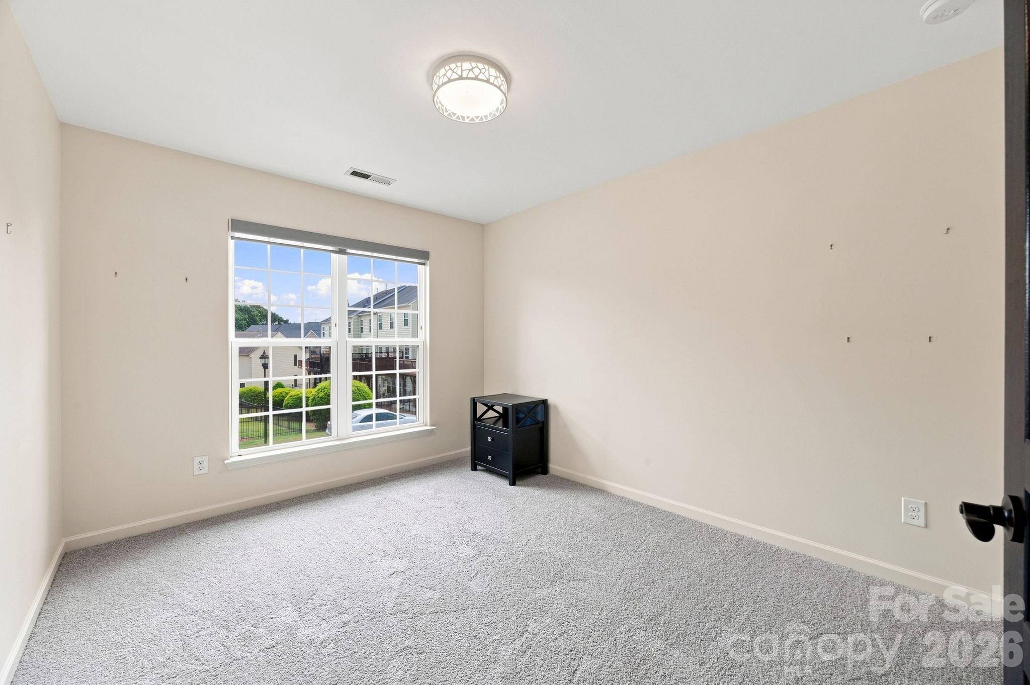 5842 Glassport Lane — Charlotte