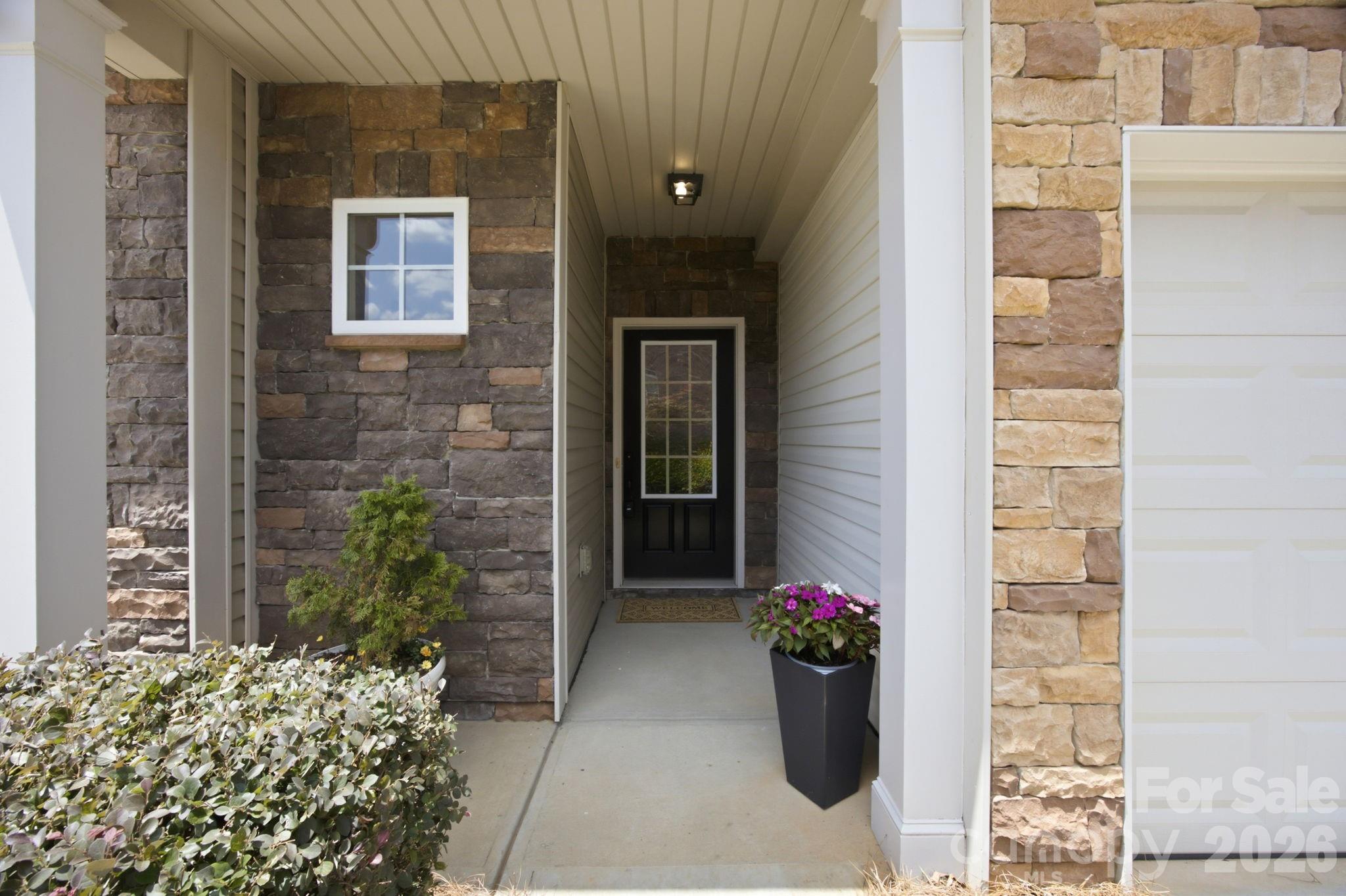 5842 Glassport Lane — Charlotte
