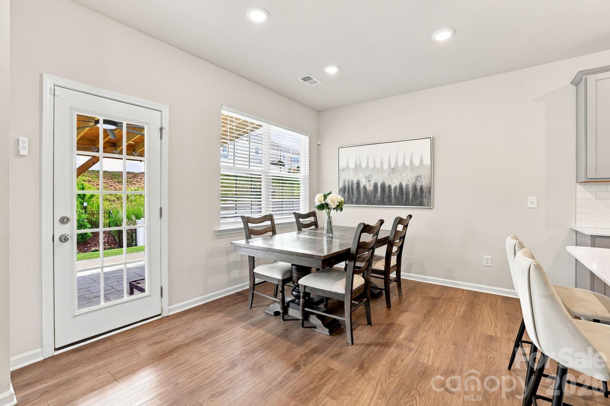 6522 Gopher Road — Lancaster