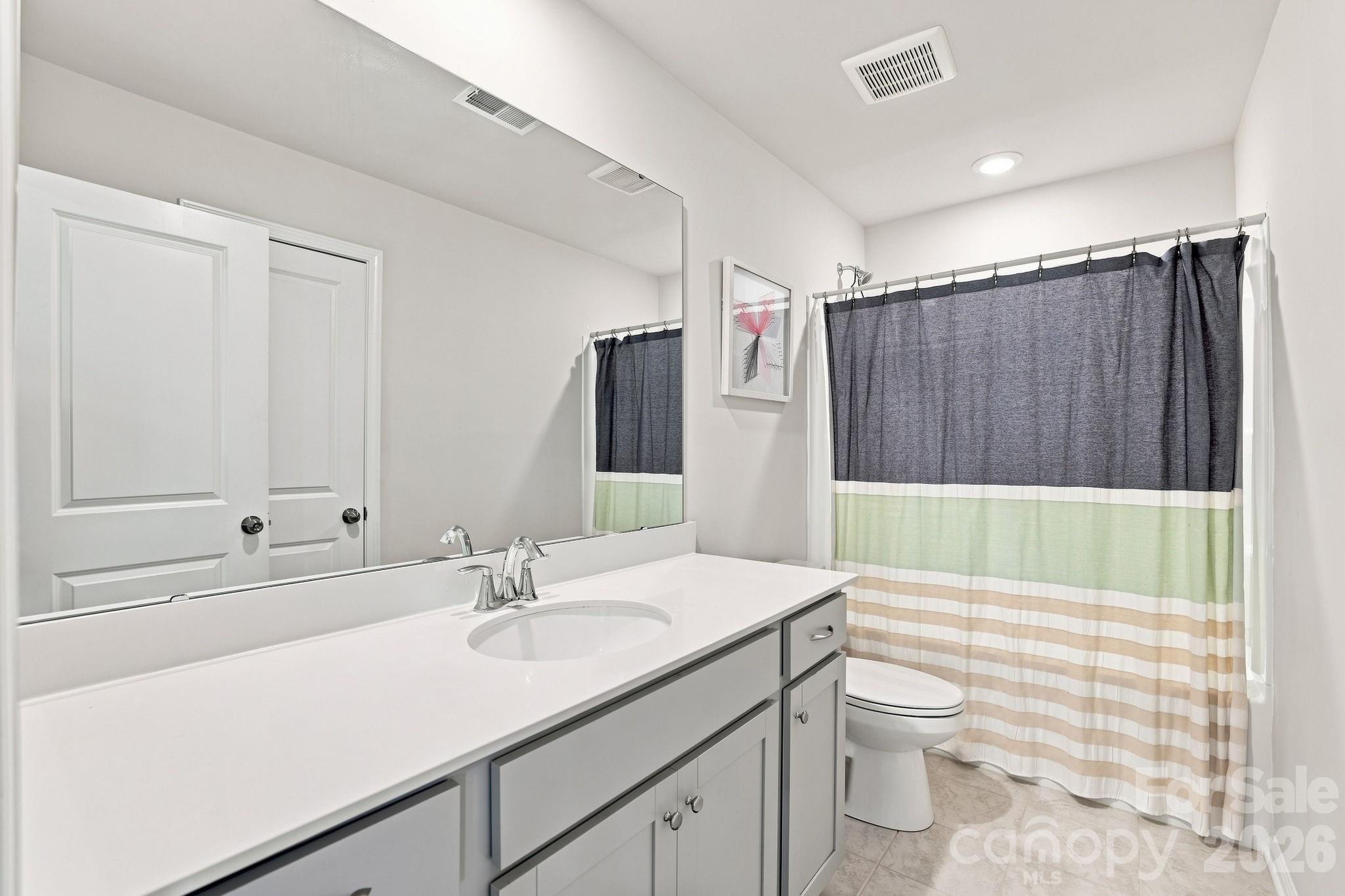 6522 Gopher Road — Lancaster