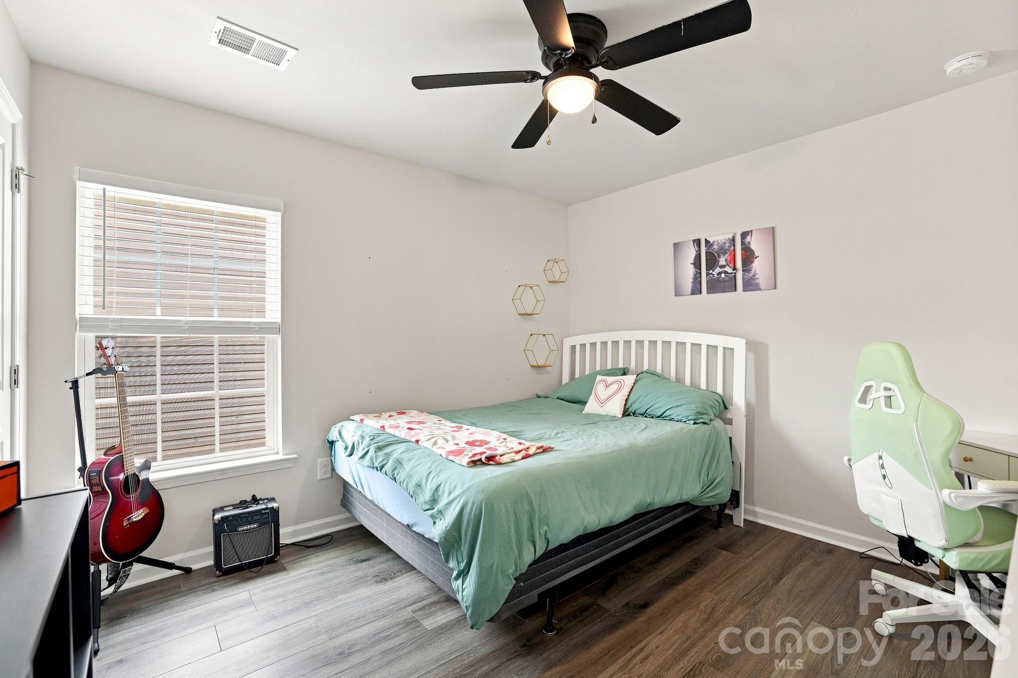 6522 Gopher Road — Lancaster