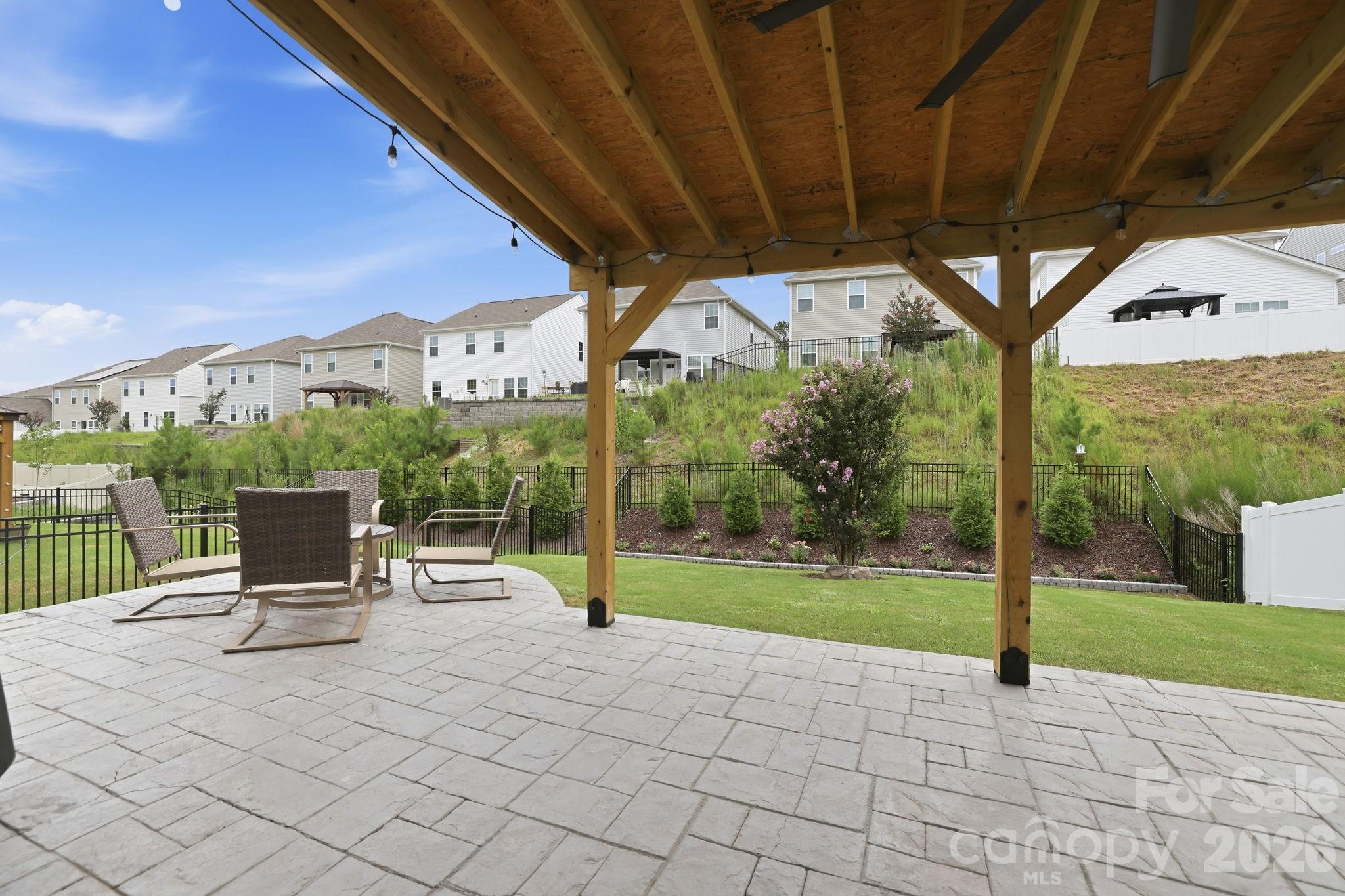 6522 Gopher Road — Lancaster