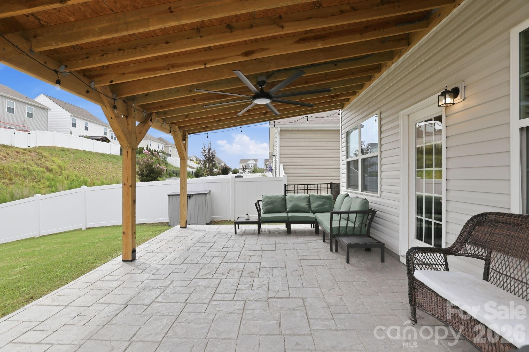 6522 Gopher Road — Lancaster