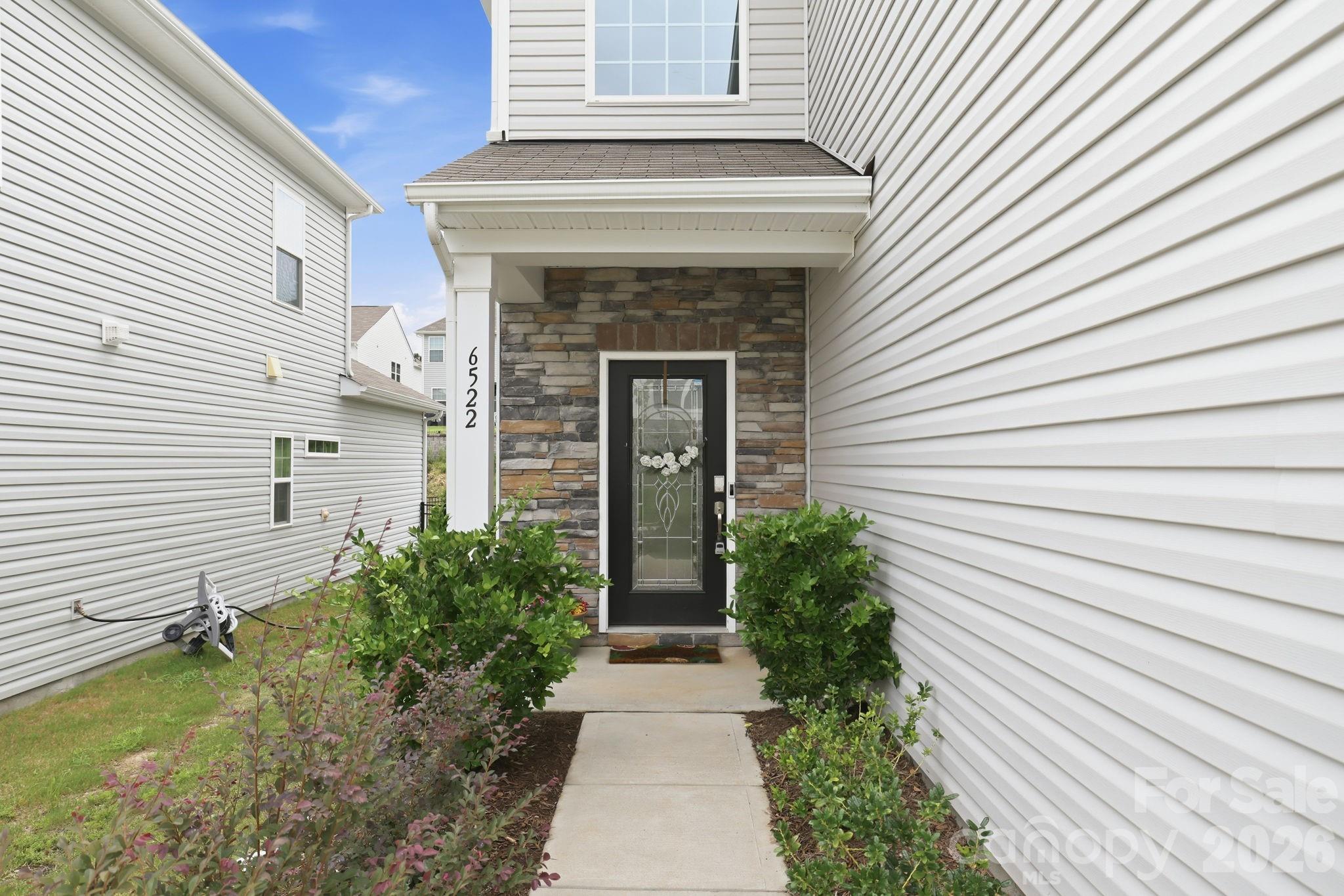6522 Gopher Road — Lancaster