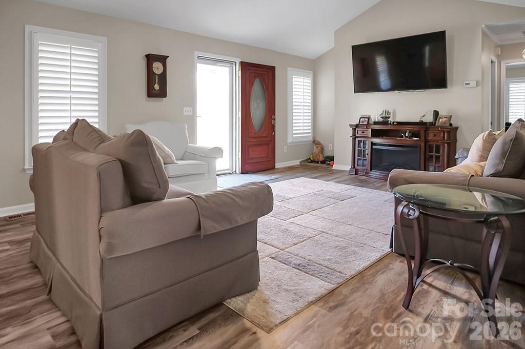 1950 BROWNSTONE Court — Gastonia