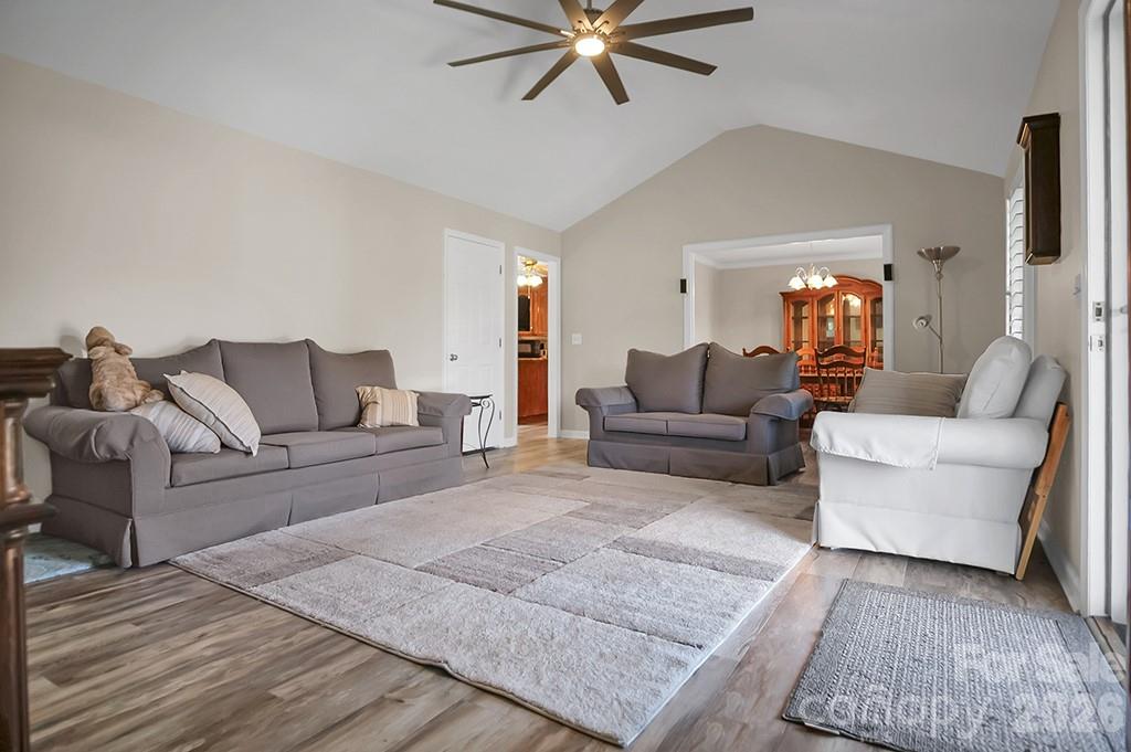 1950 BROWNSTONE Court — Gastonia