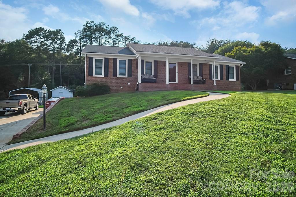 1950 BROWNSTONE Court — Gastonia