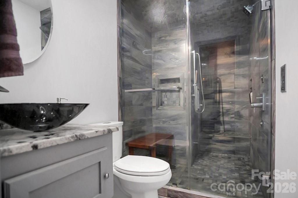 1950 BROWNSTONE Court — Gastonia