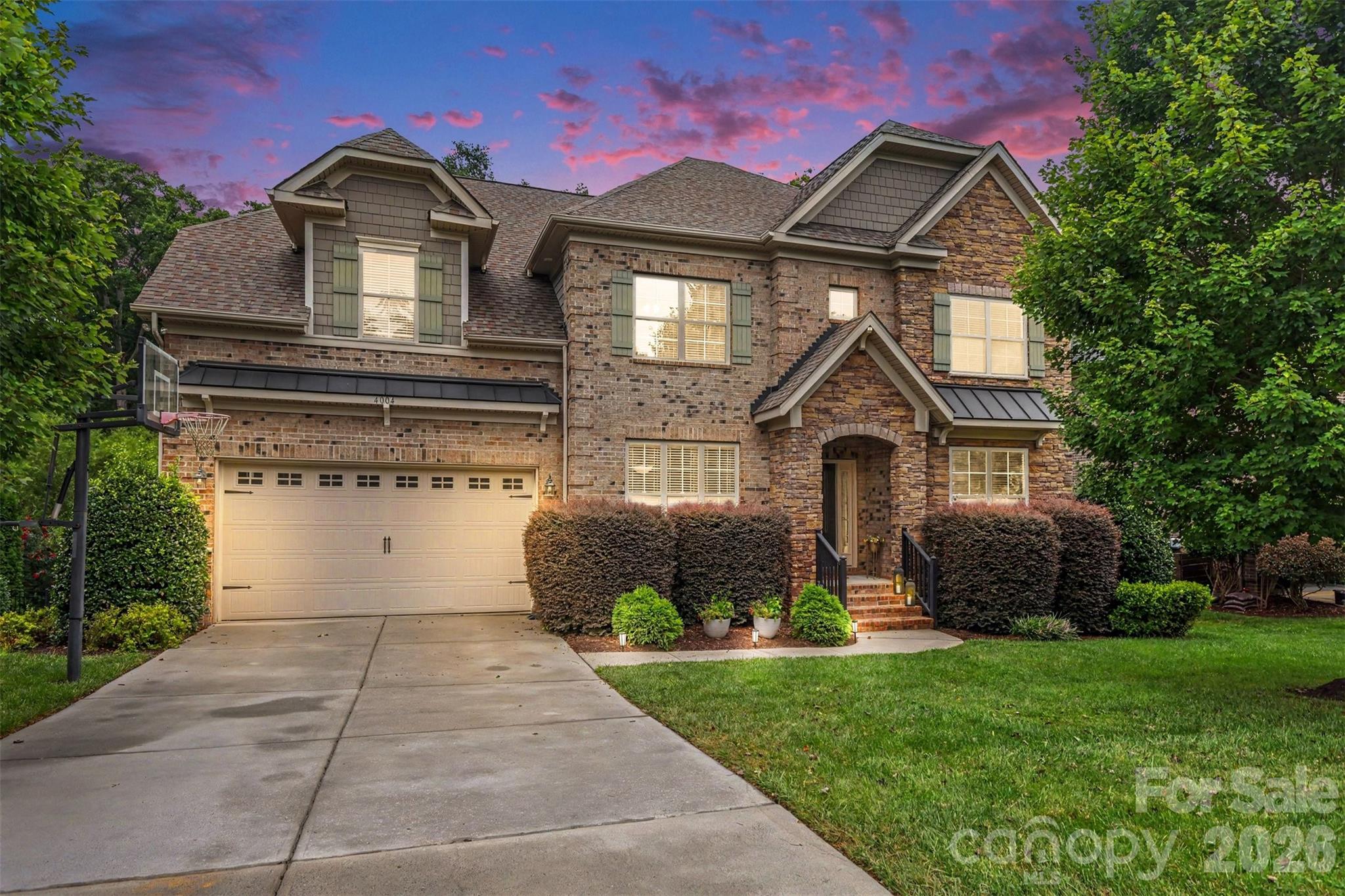 4004 Widgeon Way — Waxhaw
