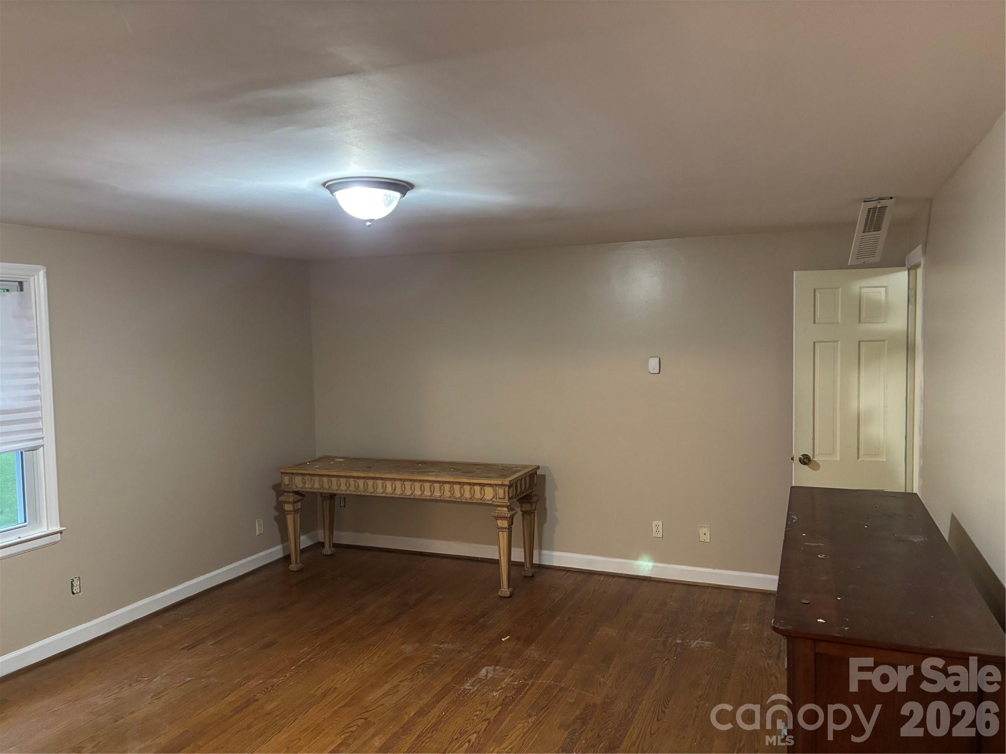 412 Brackenbury Lane — Charlotte