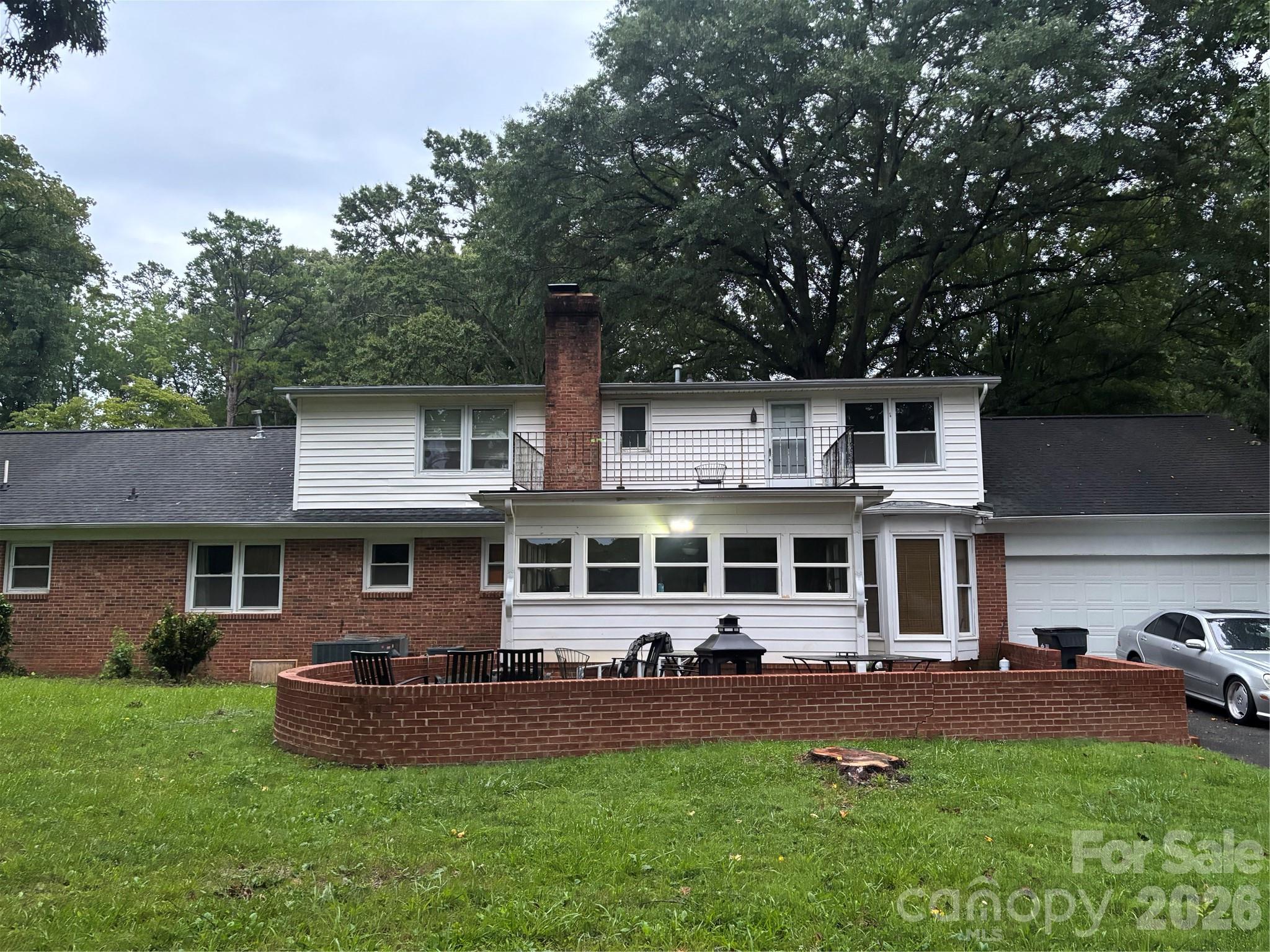 412 Brackenbury Lane — Charlotte