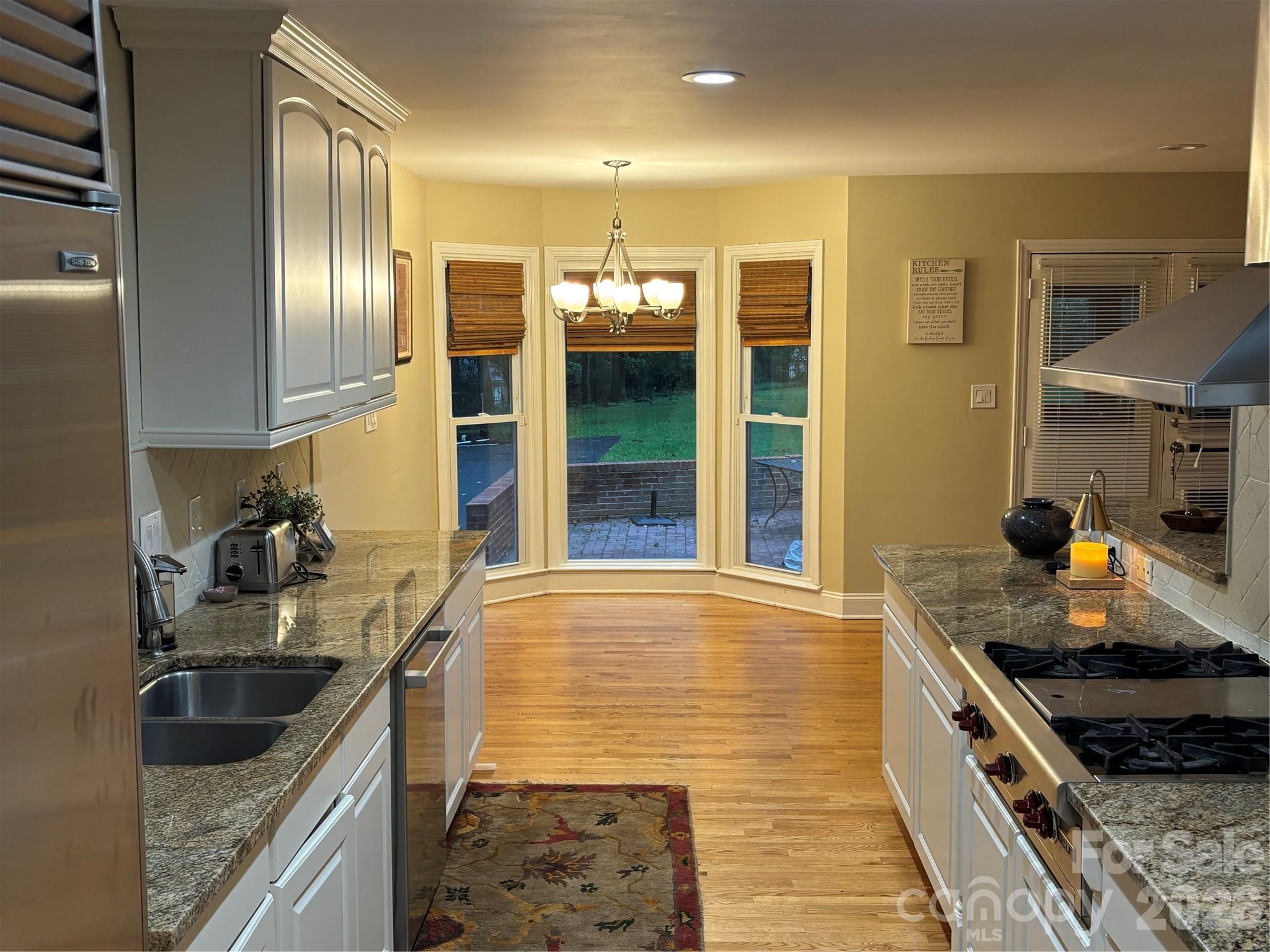 412 Brackenbury Lane — Charlotte
