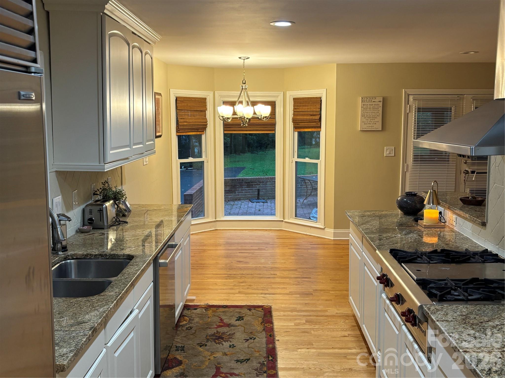 412 Brackenbury Lane — Charlotte