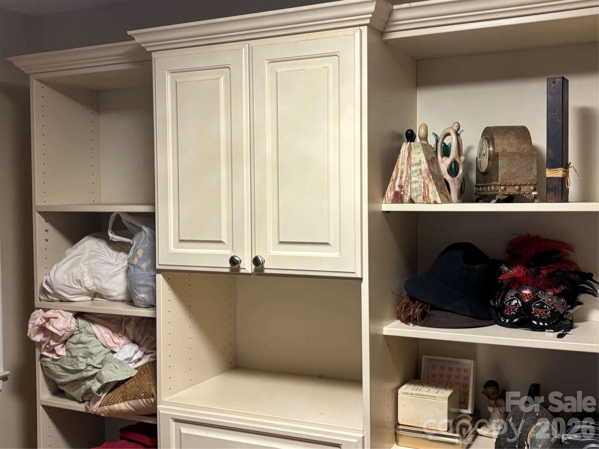 412 Brackenbury Lane — Charlotte