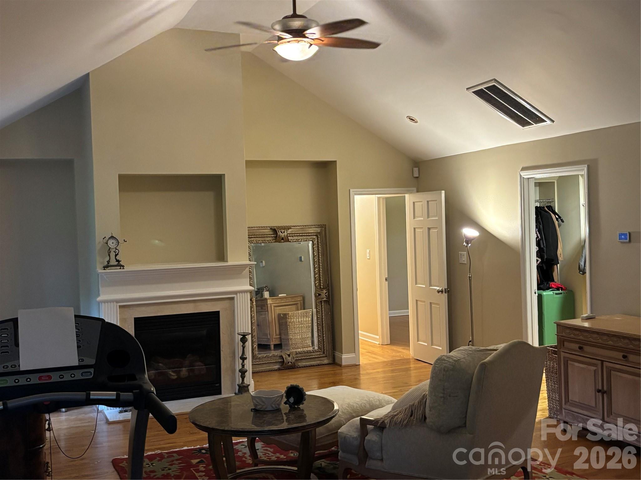 412 Brackenbury Lane — Charlotte