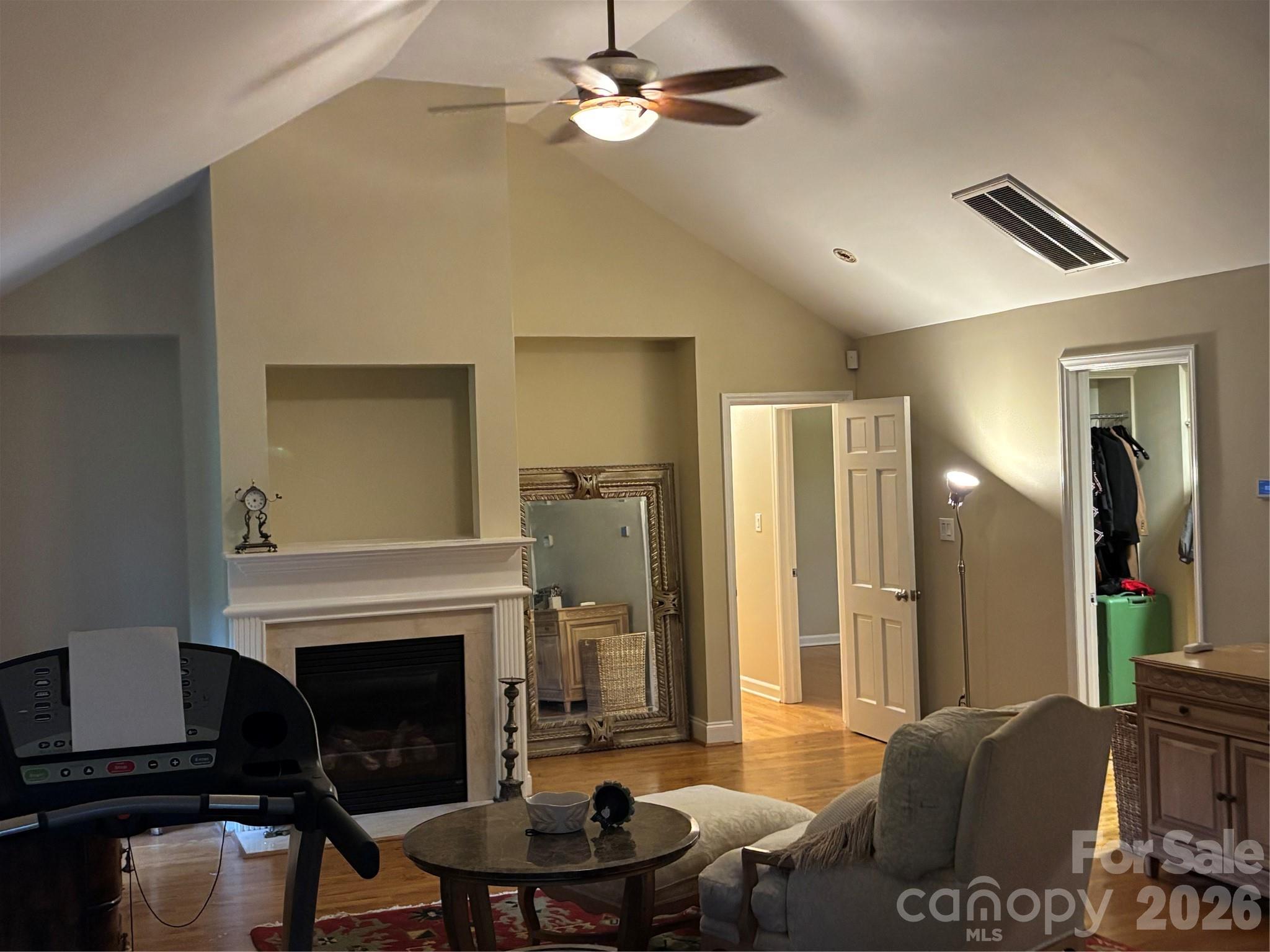 412 Brackenbury Lane — Charlotte