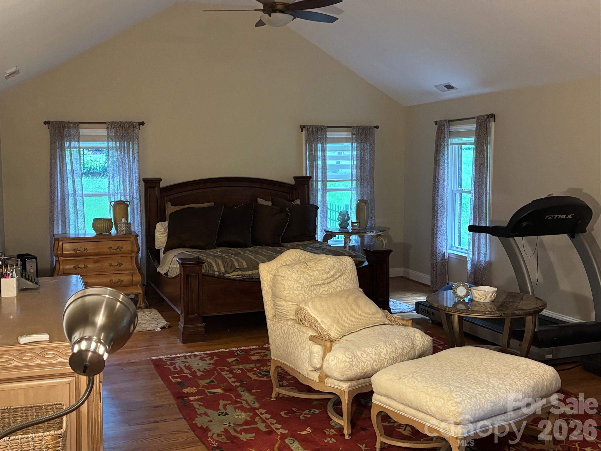 412 Brackenbury Lane — Charlotte
