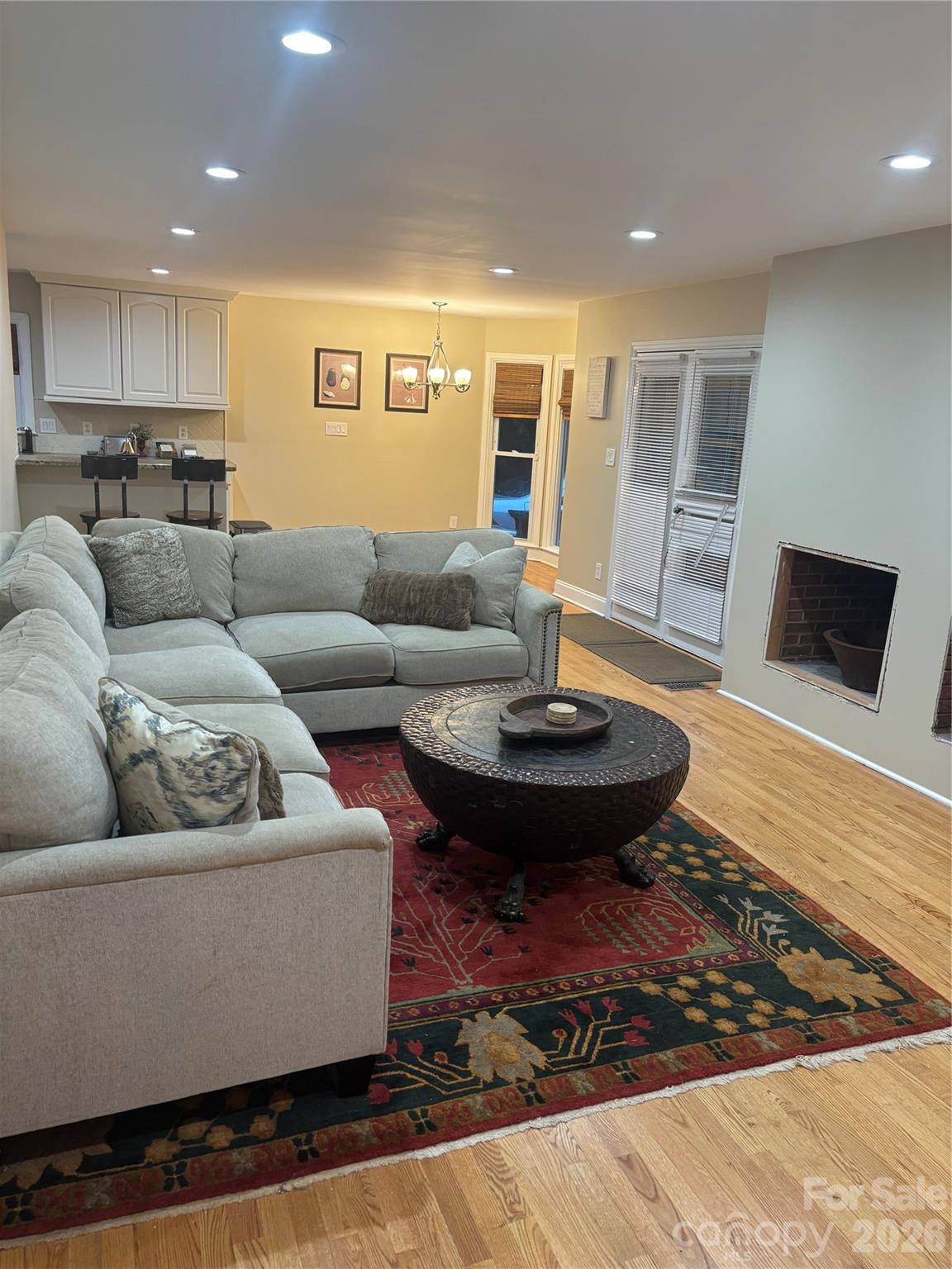 412 Brackenbury Lane — Charlotte