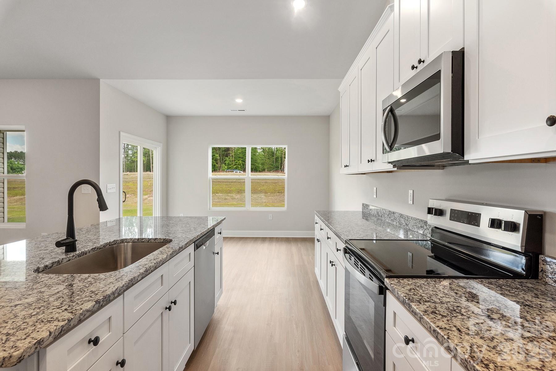 8117 Cravat Court — Charlotte