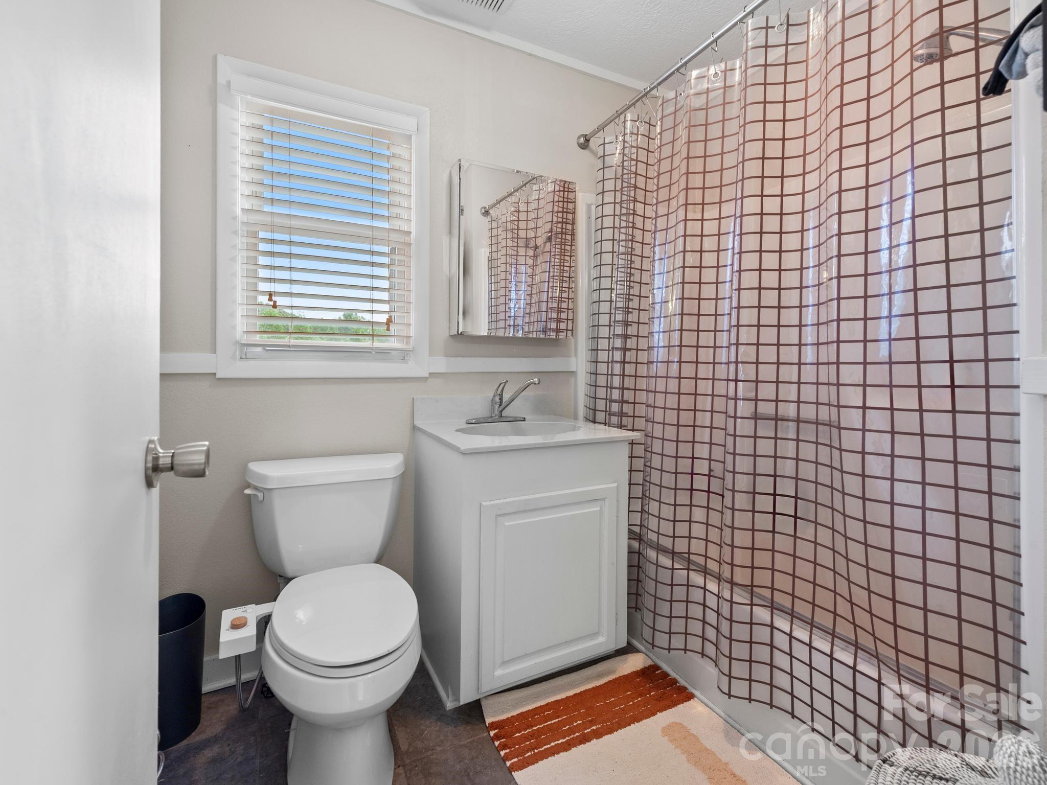 32 Fair Drive — Candler