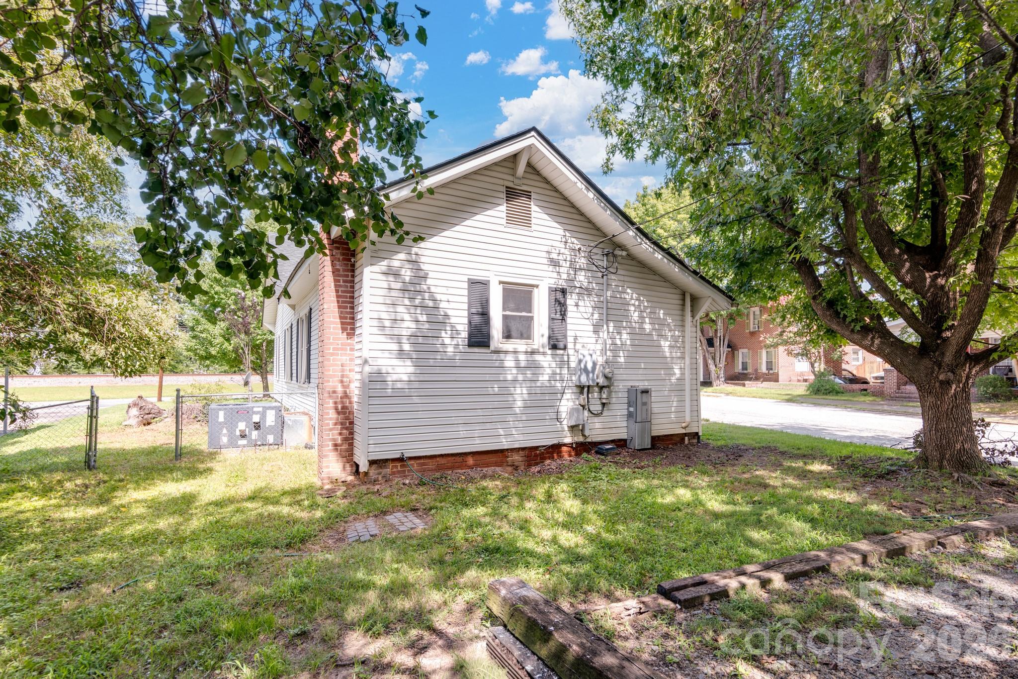 401 S Ridge Avenue — Kannapolis