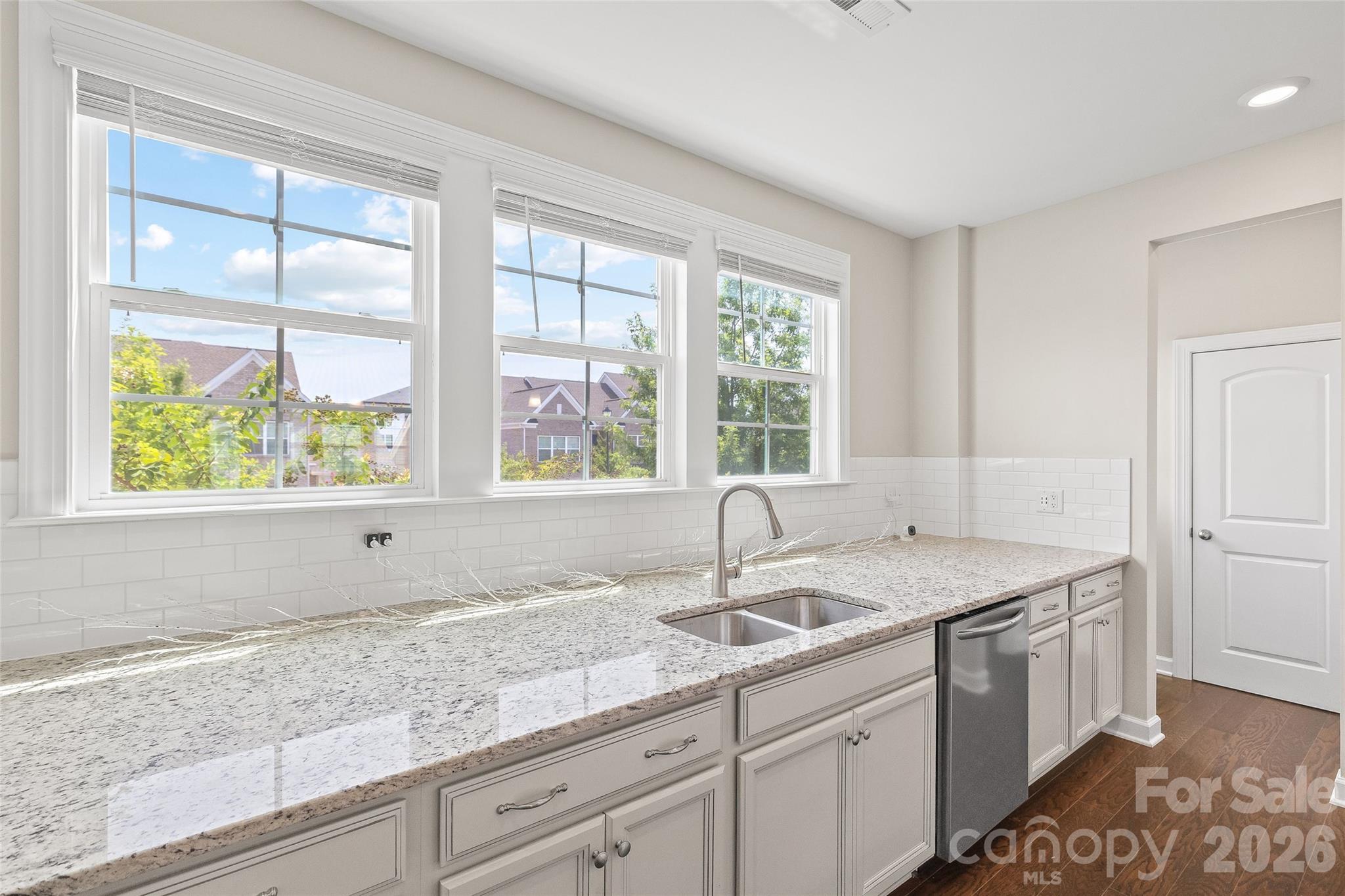 11645 Red Rust Lane — Charlotte