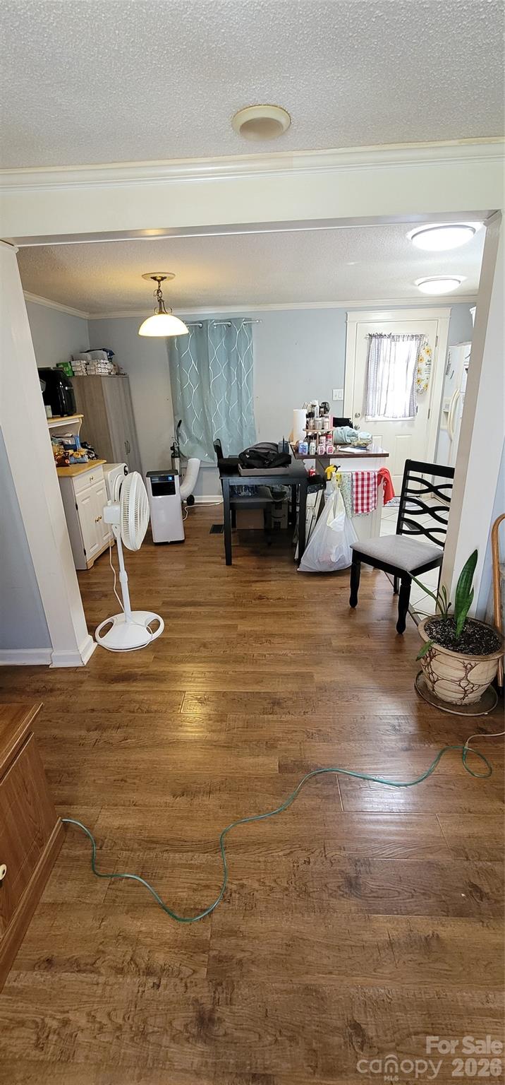 435 Airport Road — Gastonia