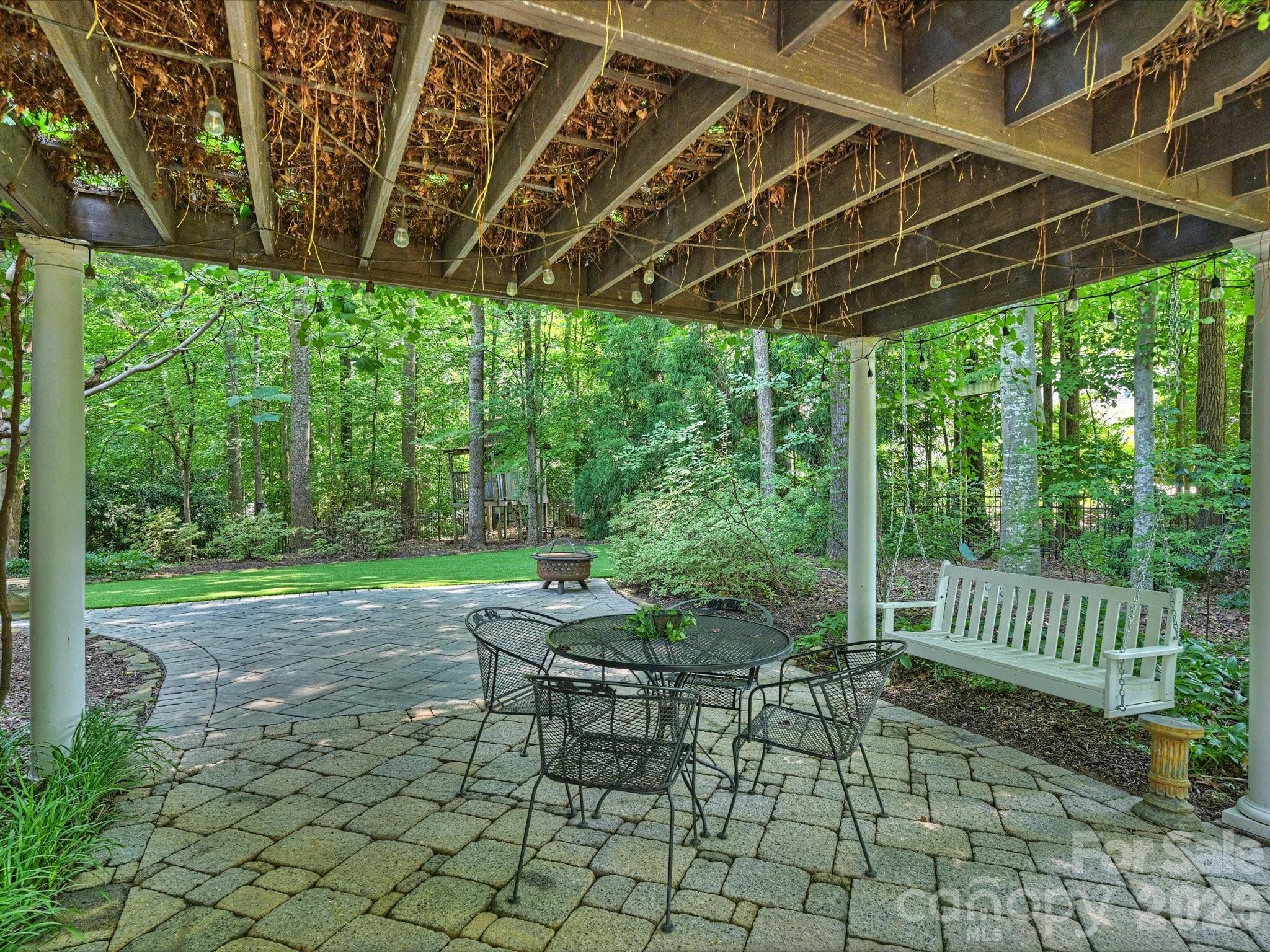 4610 Messian Court — Charlotte