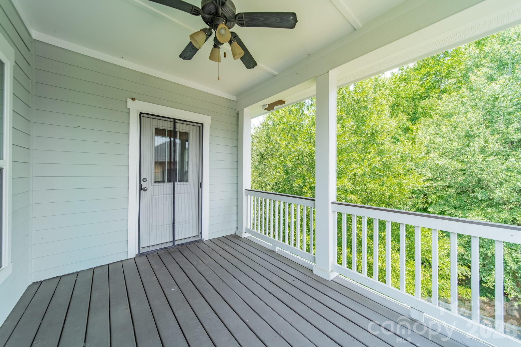 10236 Vanguard Parkway — Huntersville