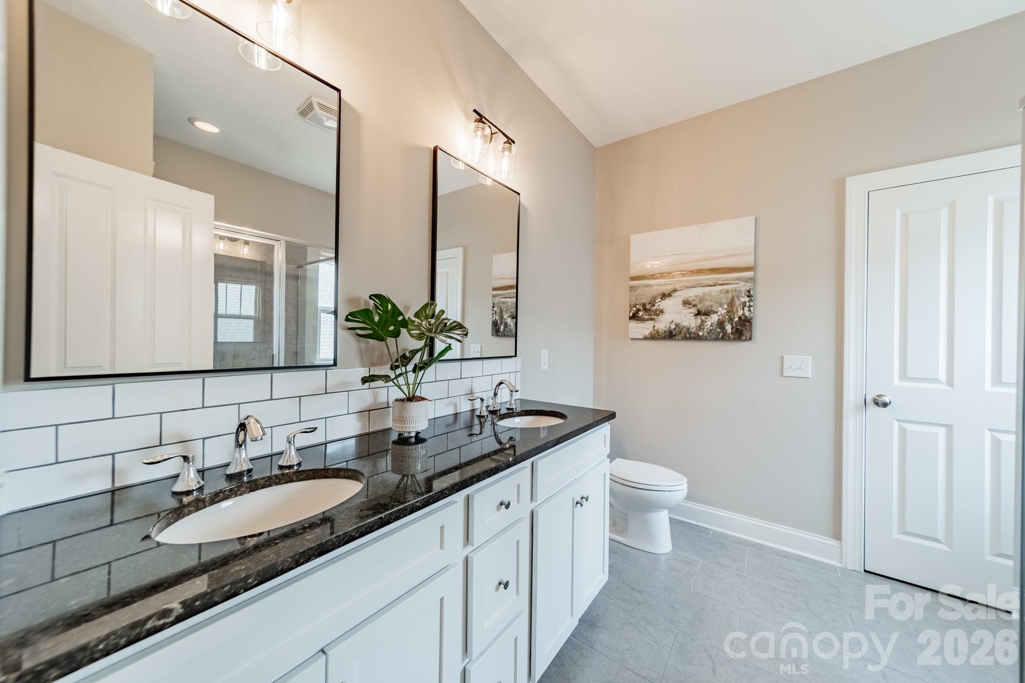 10236 Vanguard Parkway — Huntersville